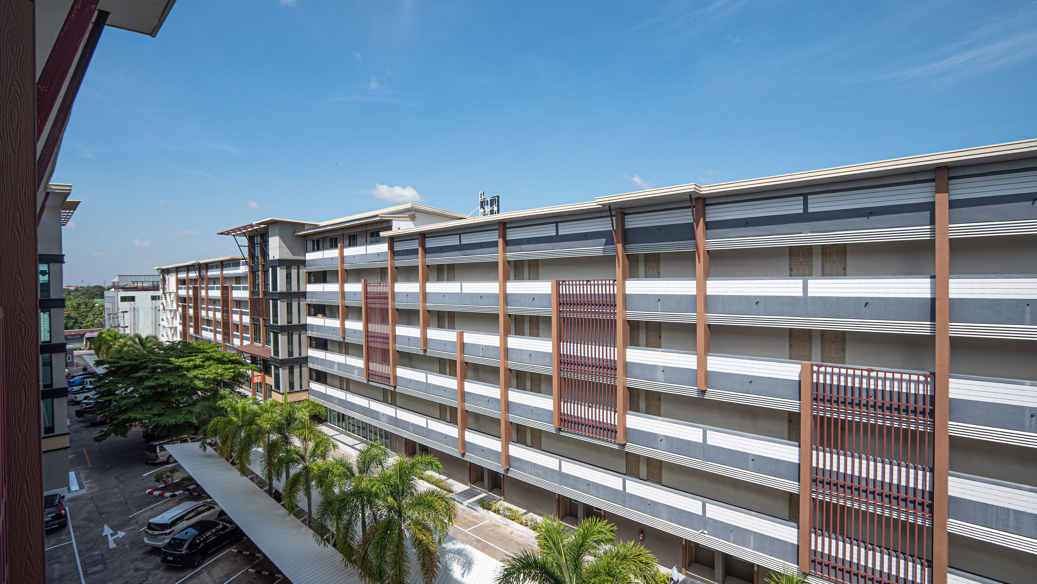 B2 Korat Night Market Boutique & Budget Hotel