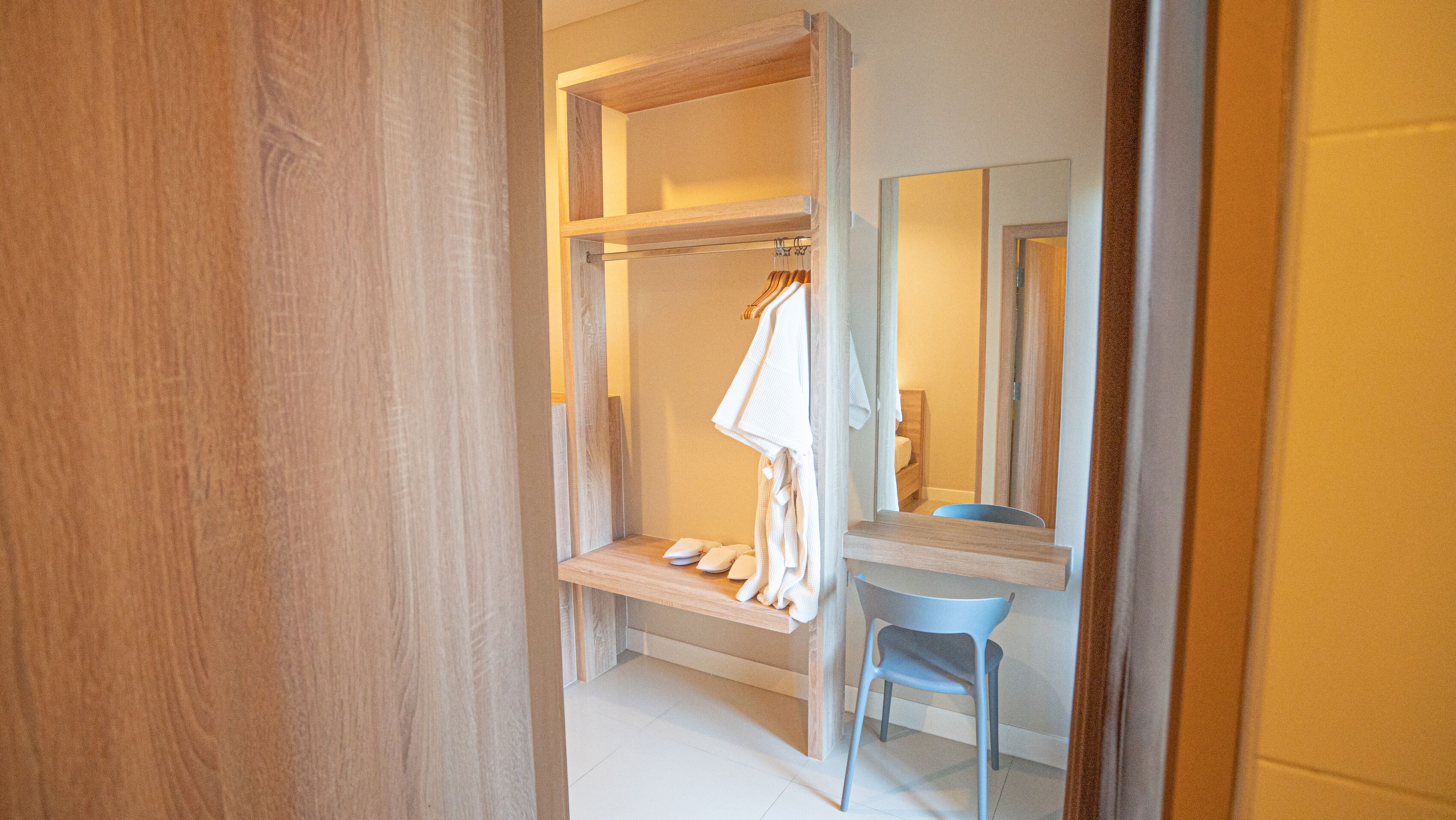B2 Korat Night Market Boutique & Budget Hotel