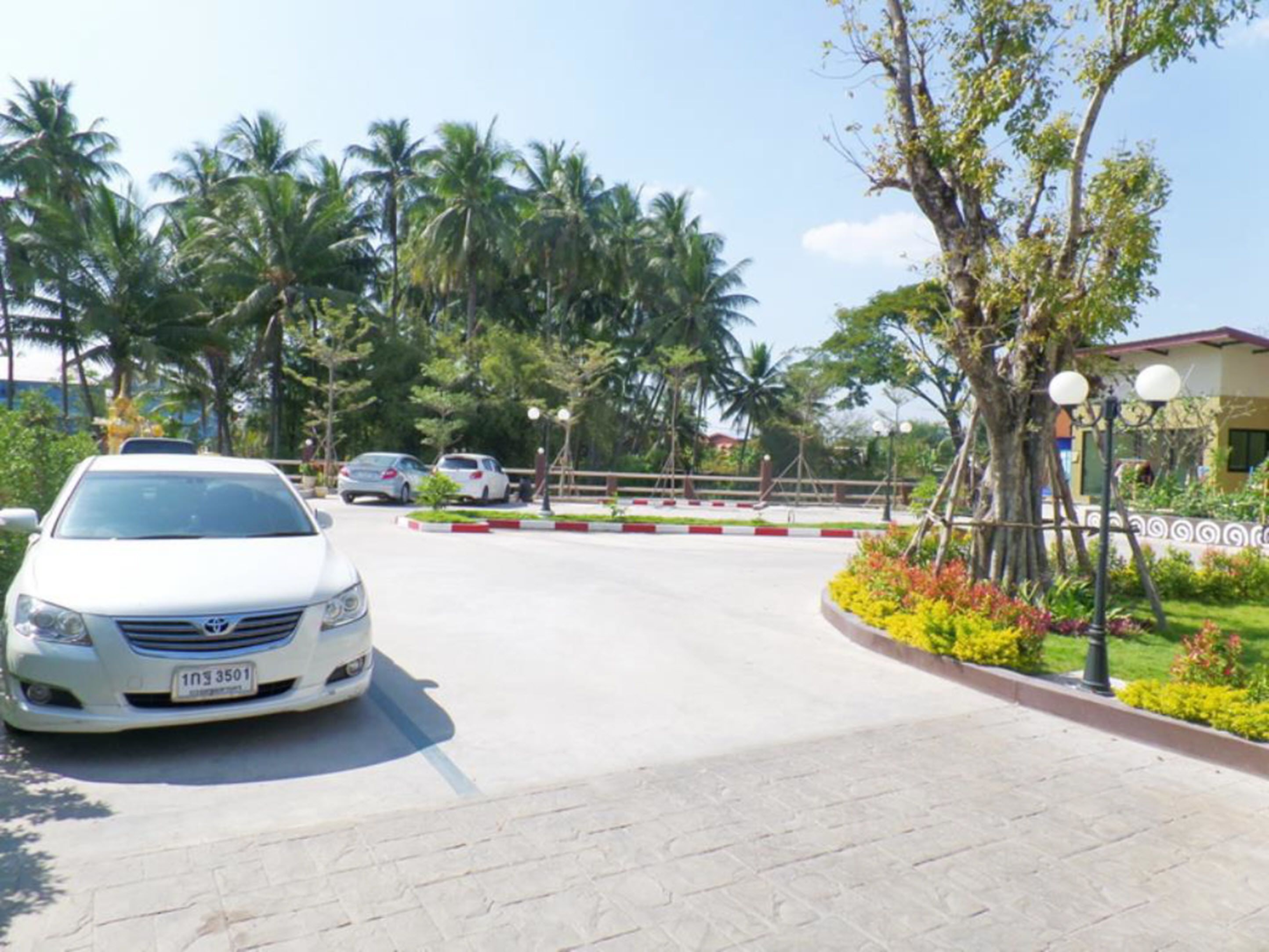 The Aree Grand Apartment