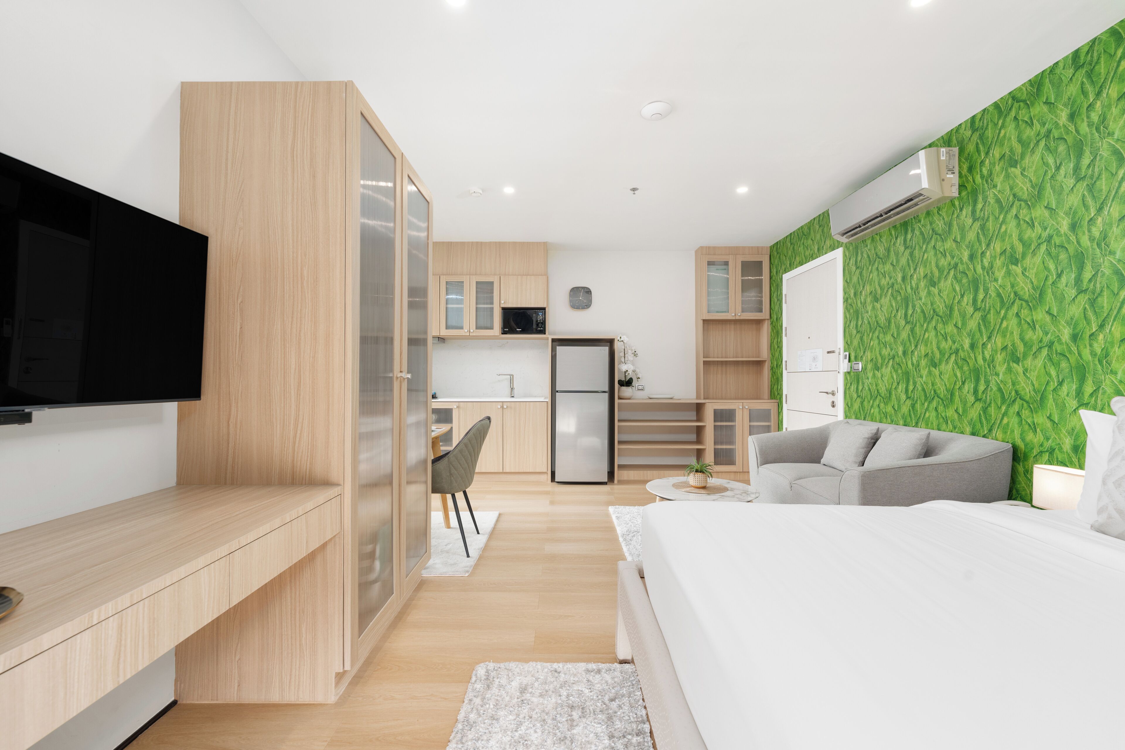 Naka-Raj Escape Hotel