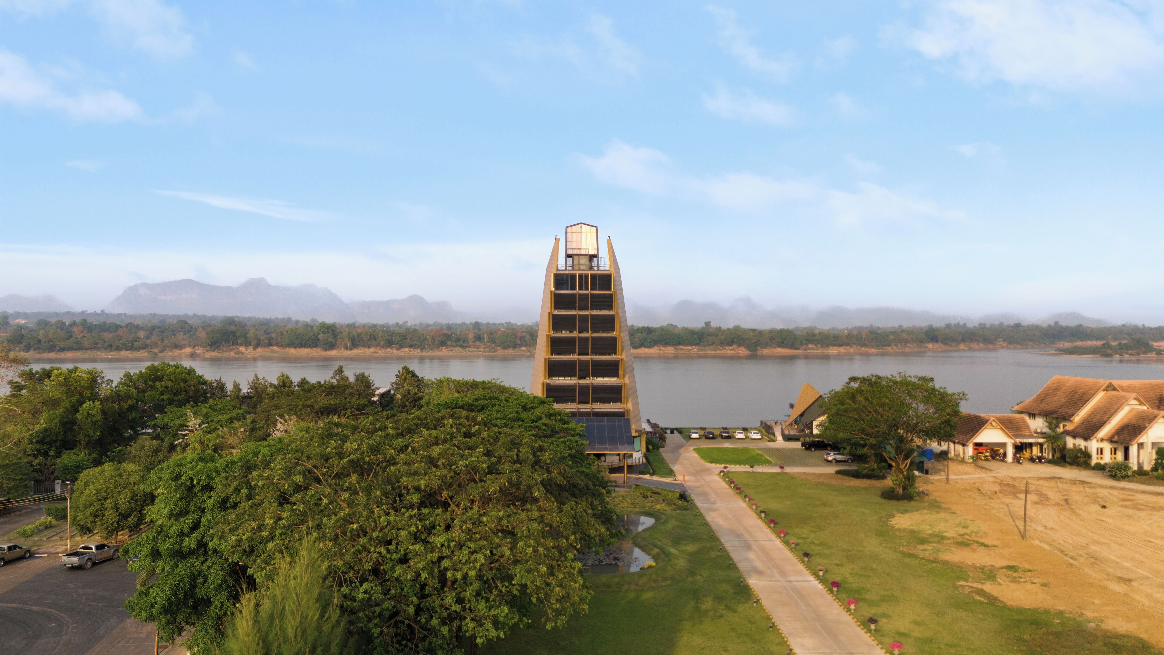 Naka-Raj Escape Hotel