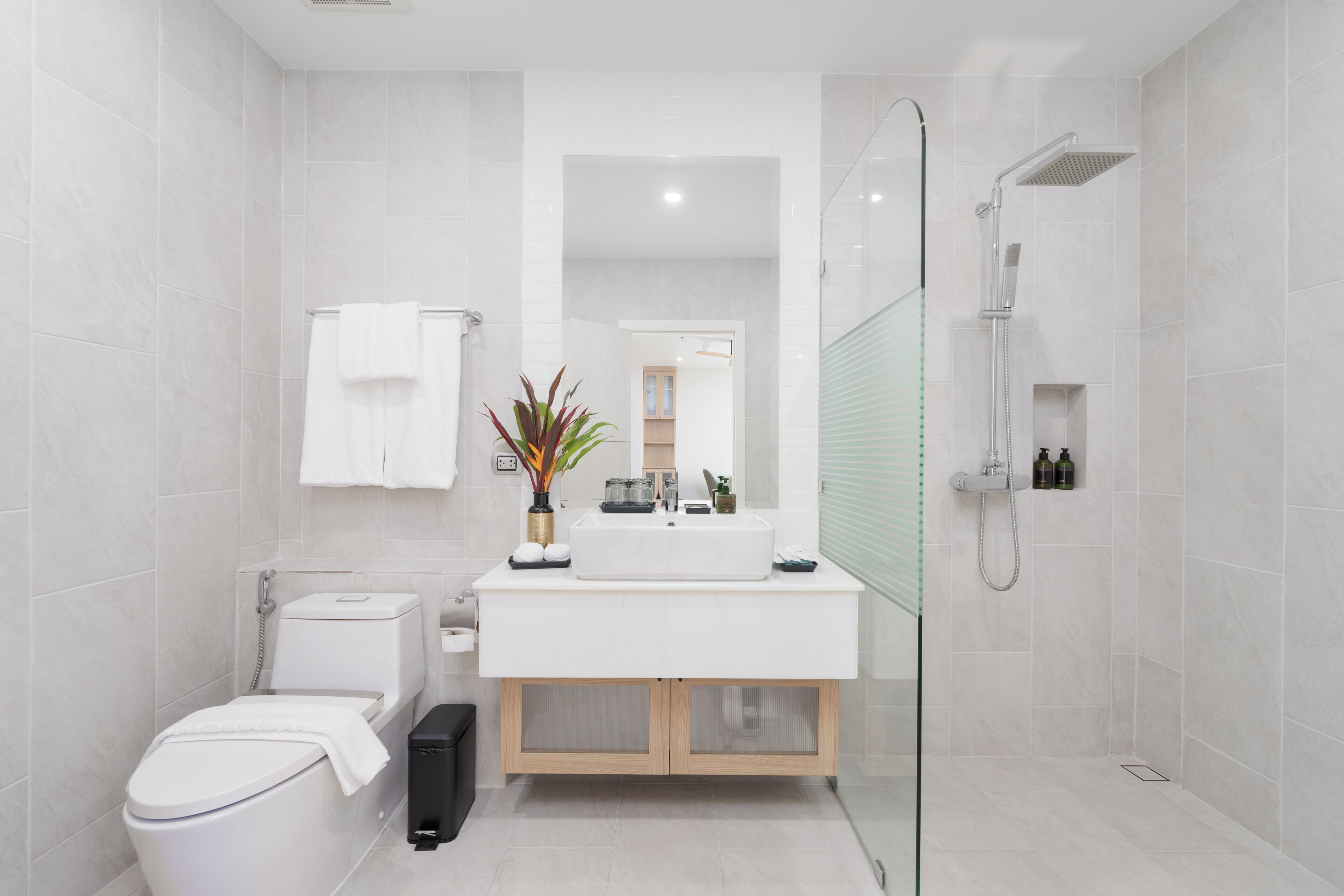 Naka-Raj Escape Hotel