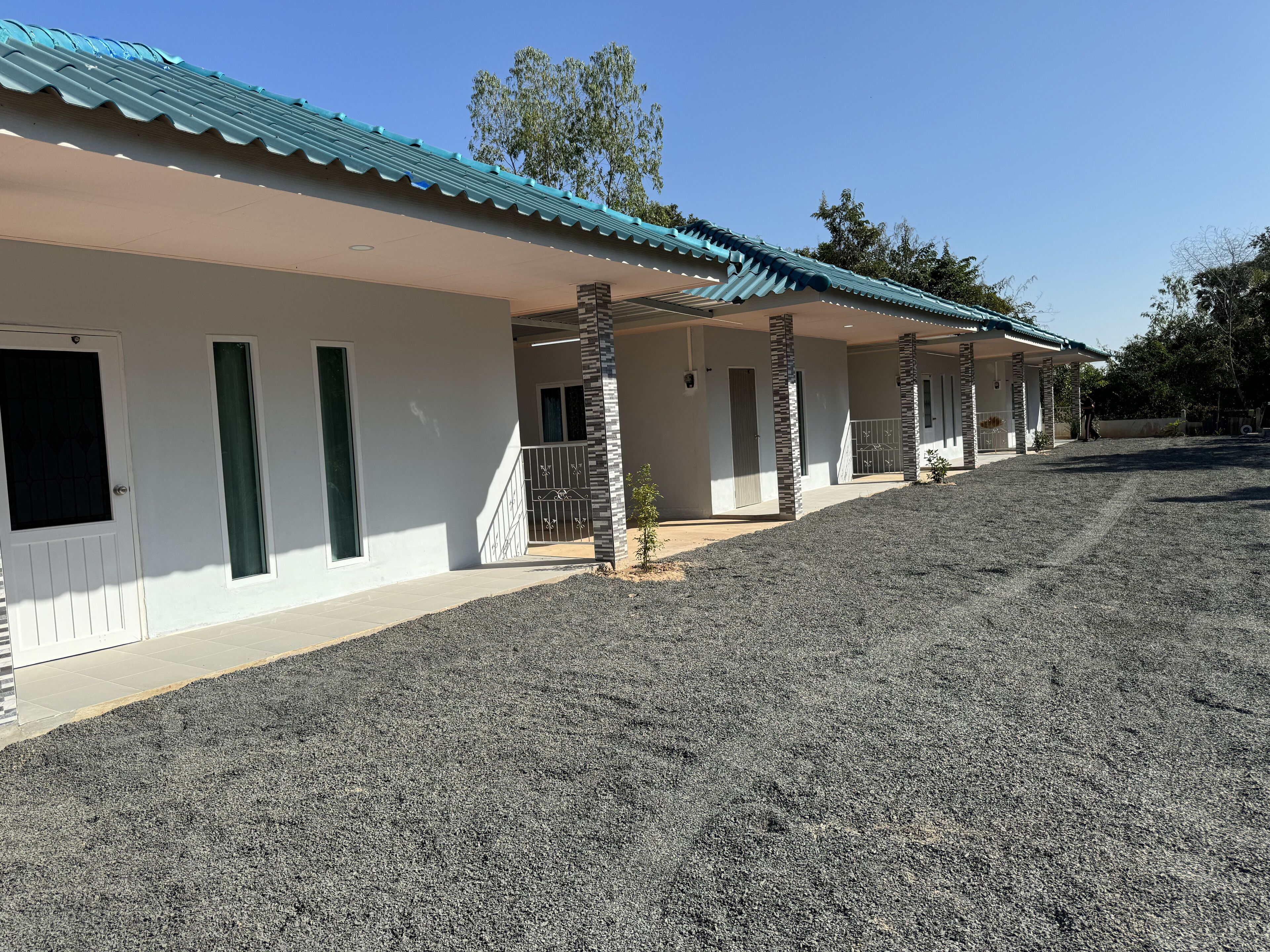 Sunshine Rest Resort