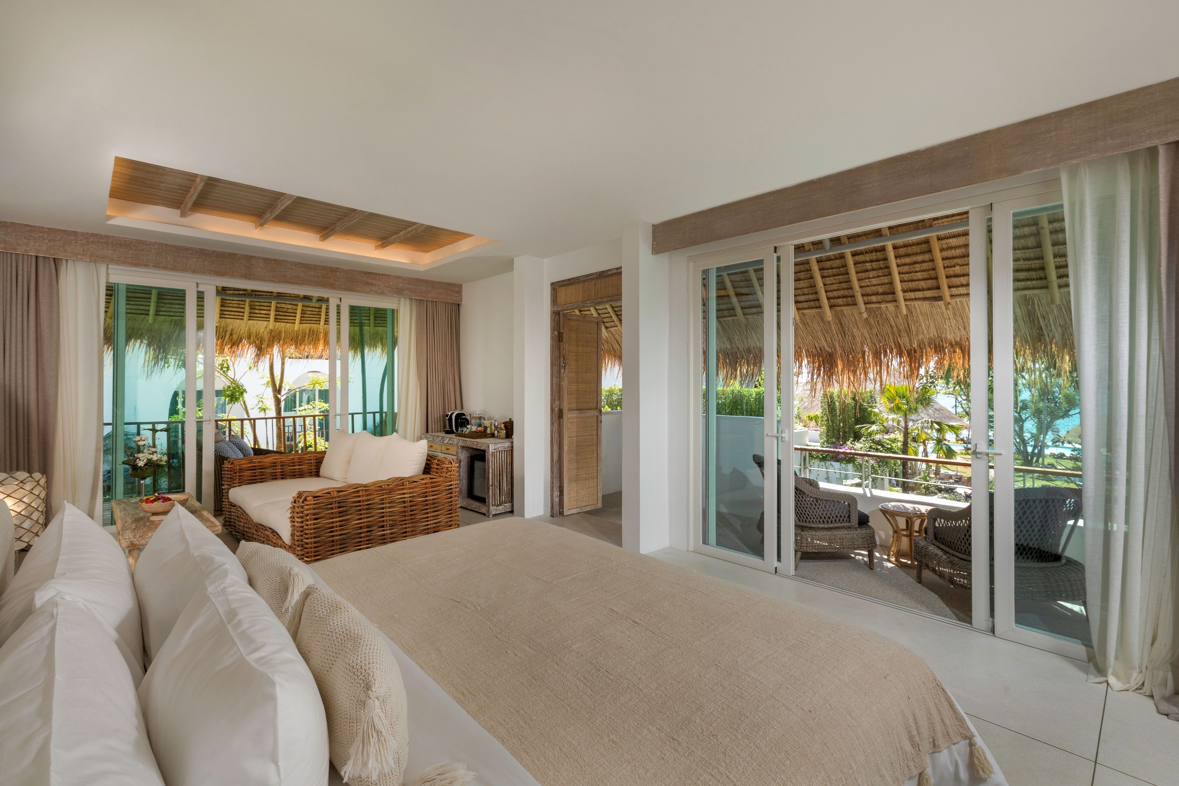Eden Beach Resort & Spa, a Lopesan Collection Hotel