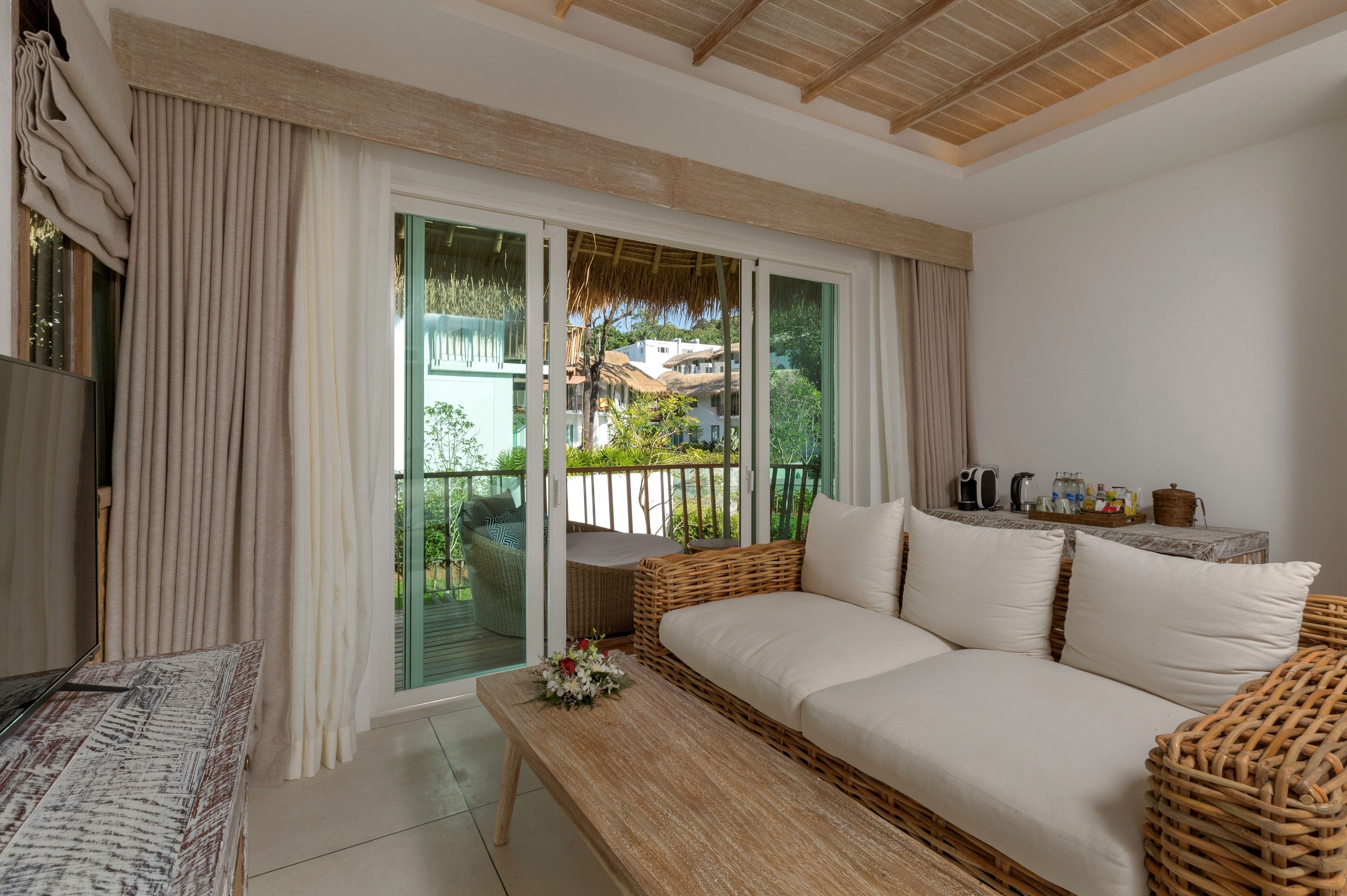 Eden Beach Resort & Spa, a Lopesan Collection Hotel