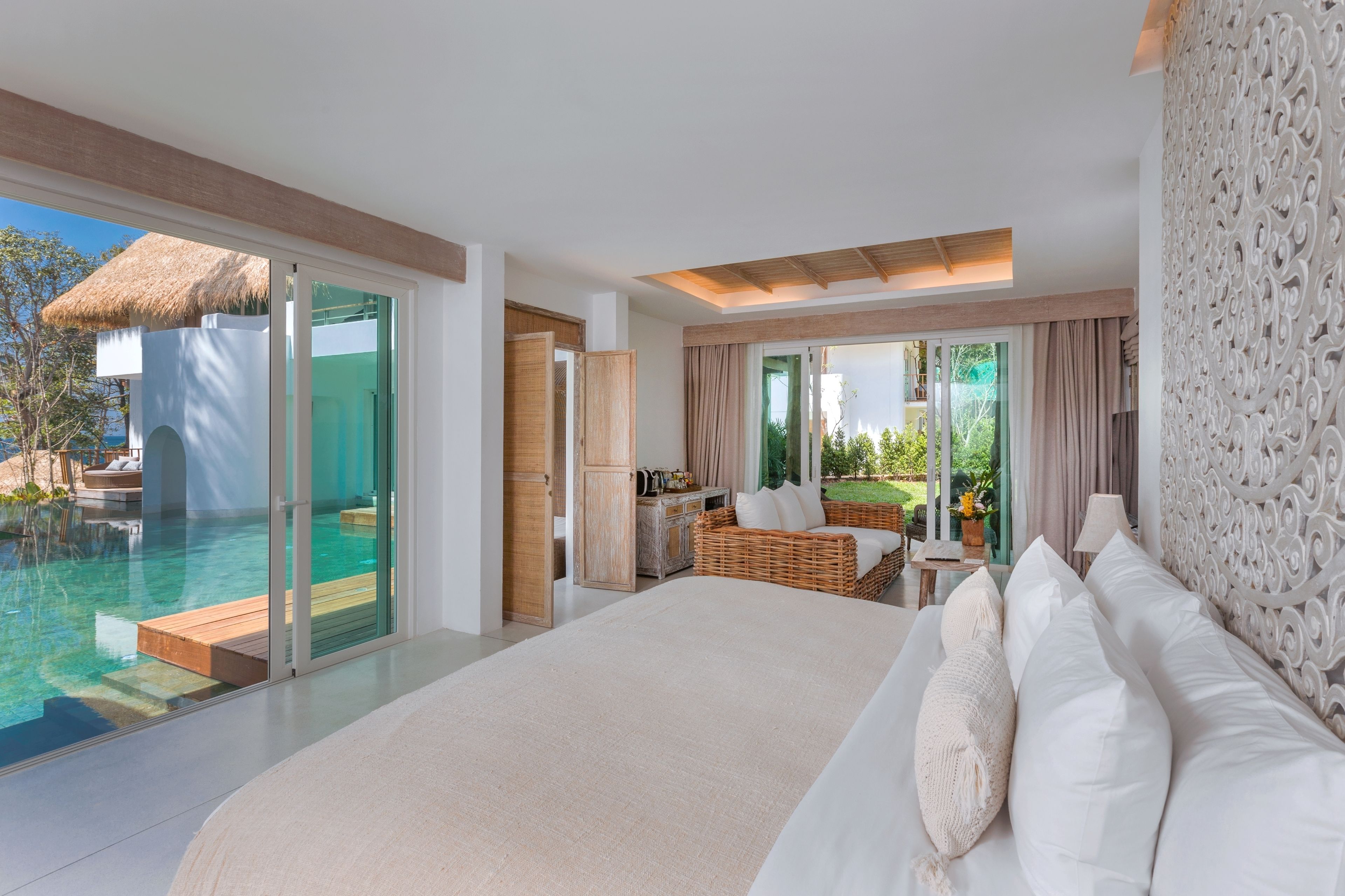 Eden Beach Resort & Spa, a Lopesan Collection Hotel