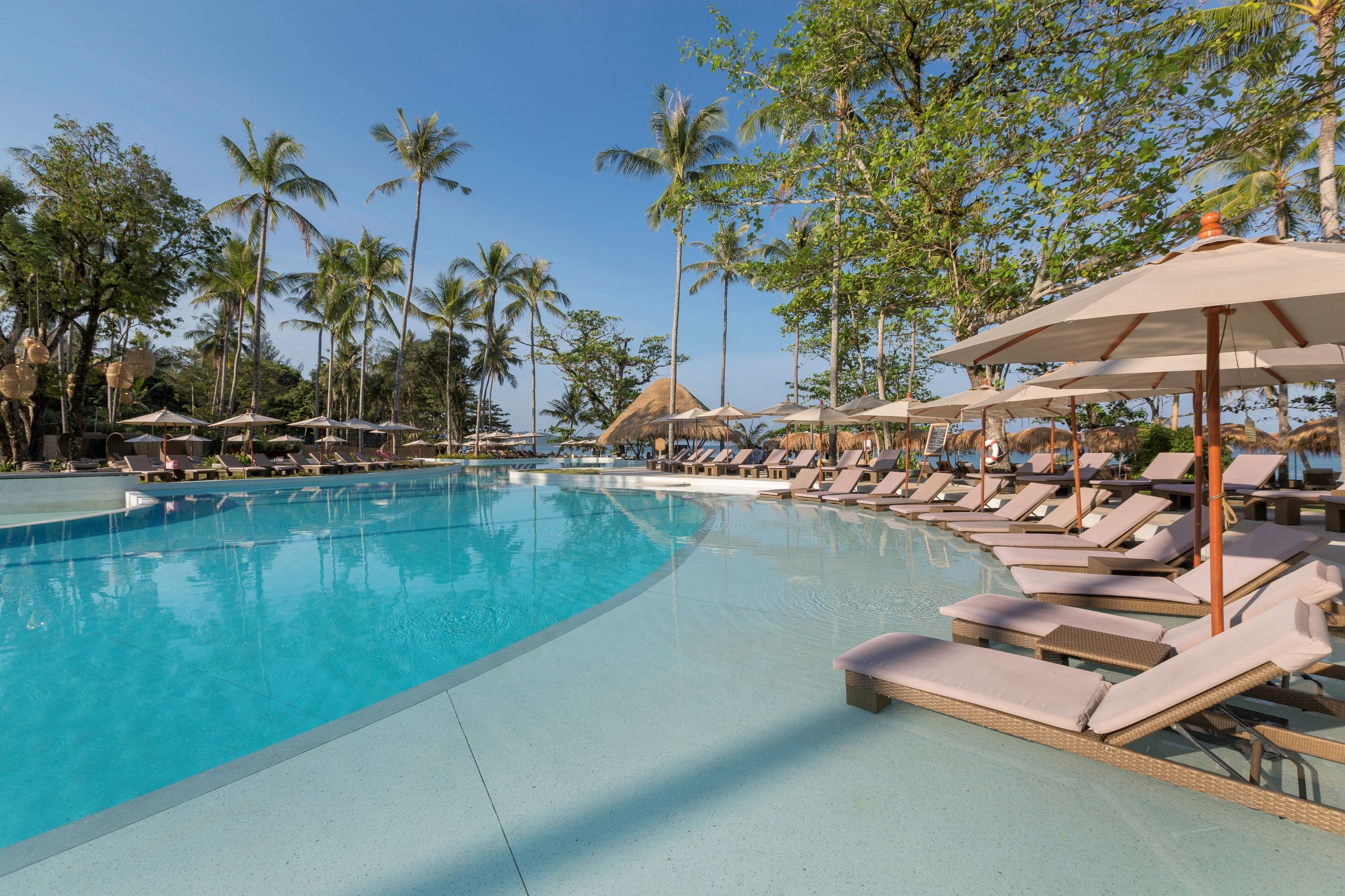 Eden Beach Resort & Spa, a Lopesan Collection Hotel