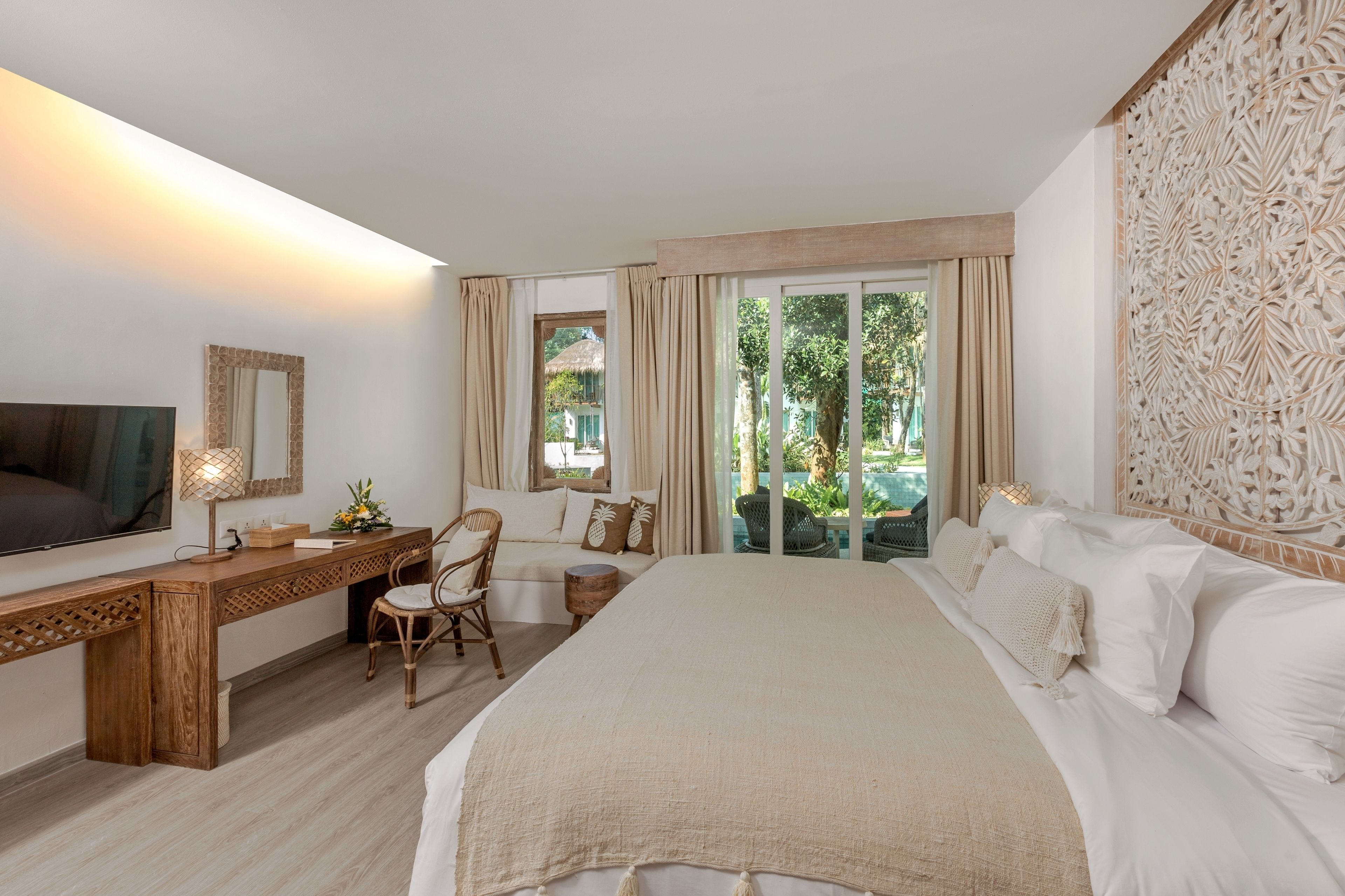 Eden Beach Resort & Spa, a Lopesan Collection Hotel