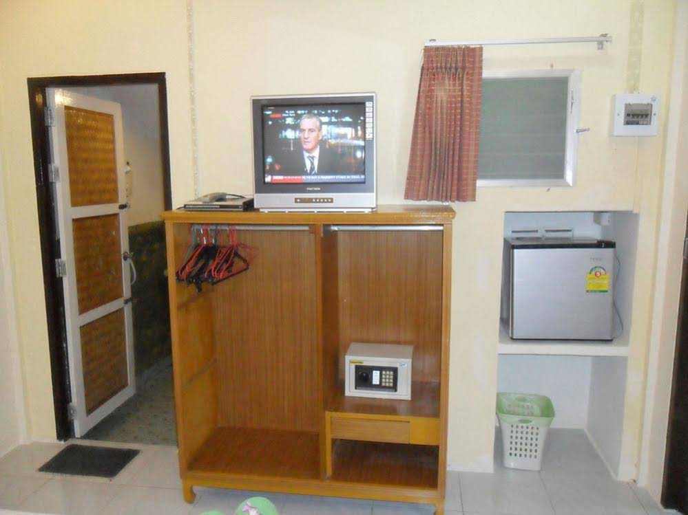 Khaolak Banana Bungalow