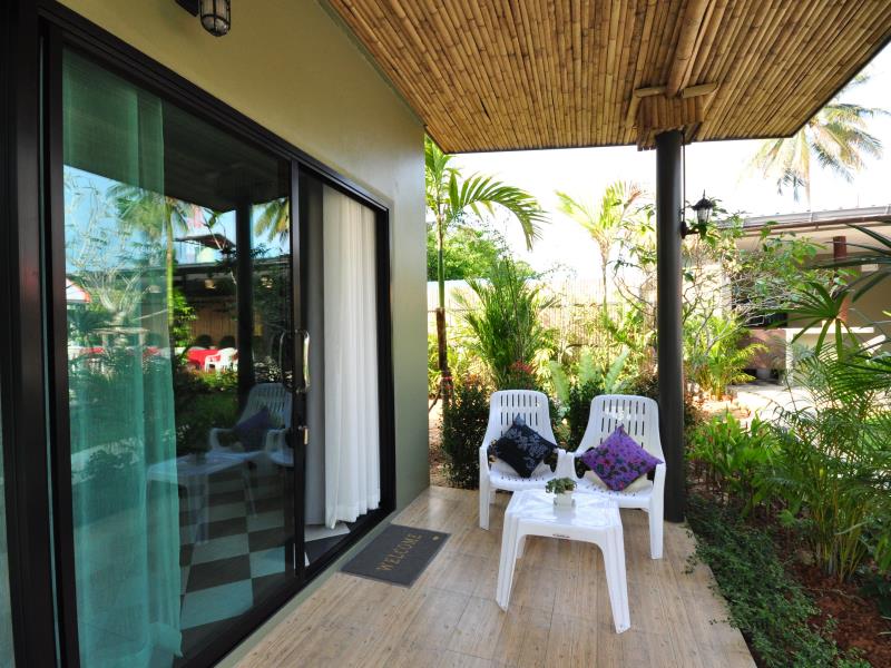 Loft Garden Villa at Bangsak