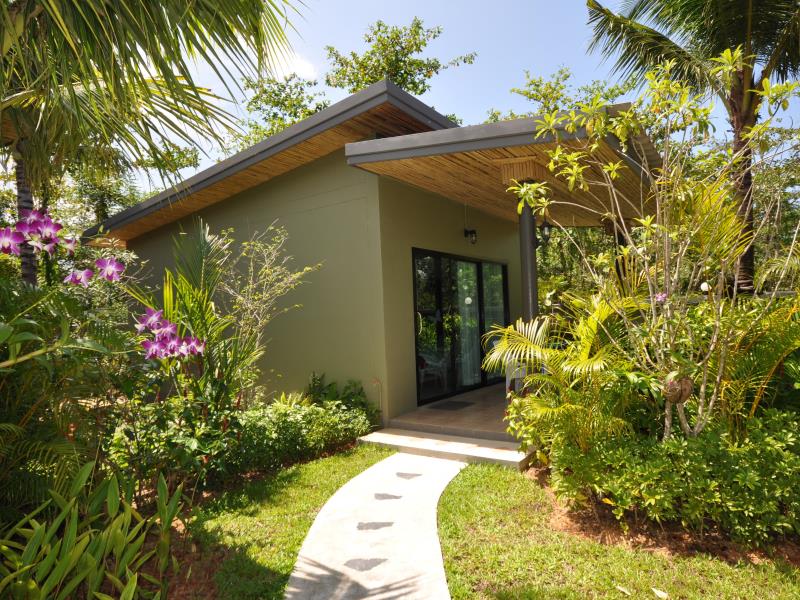 Loft Garden Villa at Bangsak