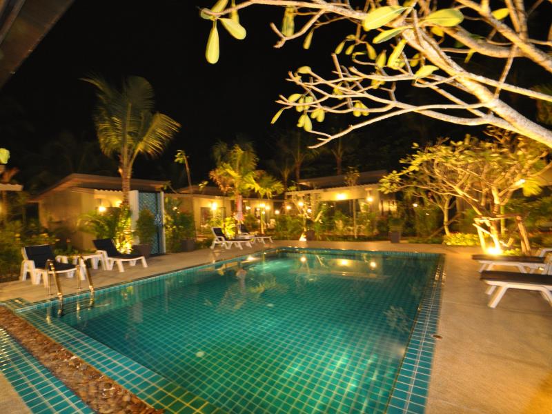 Loft Garden Villa at Bangsak
