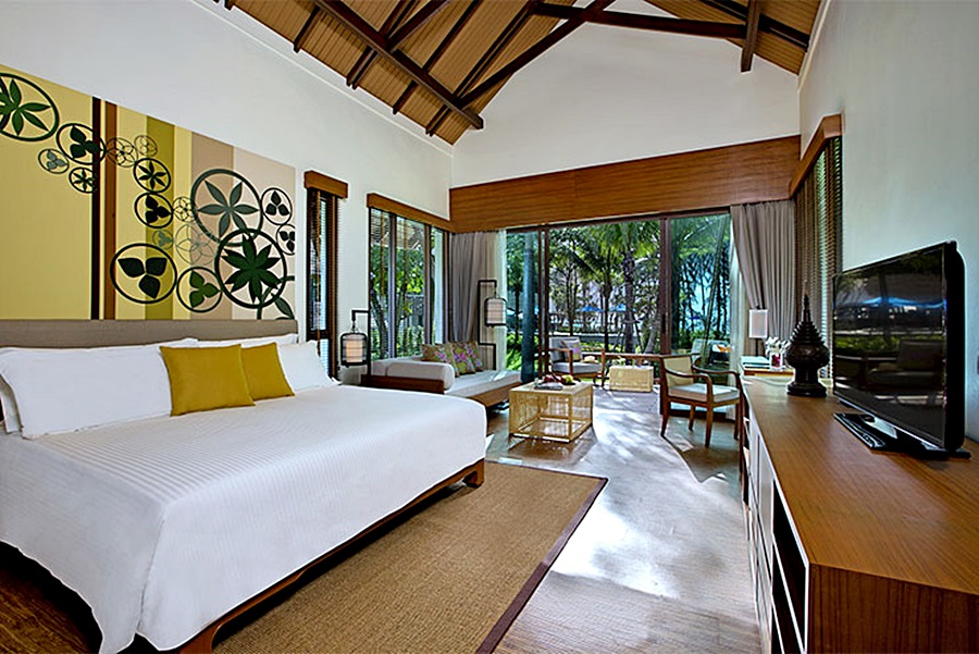 Outrigger Khao Lak Beach Resort