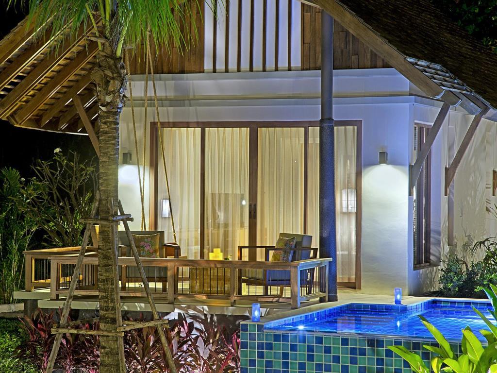 Outrigger Khao Lak Beach Resort