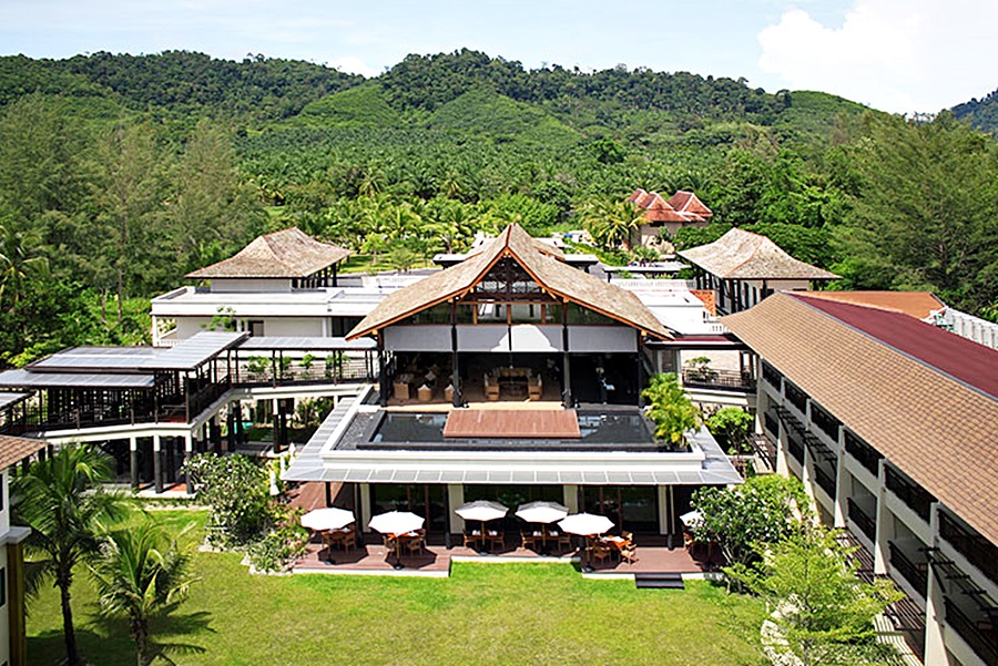 Outrigger Khao Lak Beach Resort
