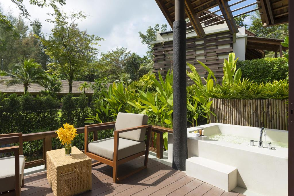 Outrigger Khao Lak Beach Resort