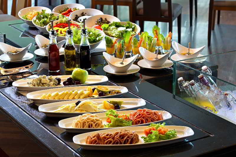 Outrigger Khao Lak Beach Resort
