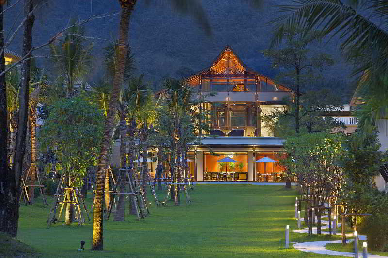 Outrigger Khao Lak Beach Resort