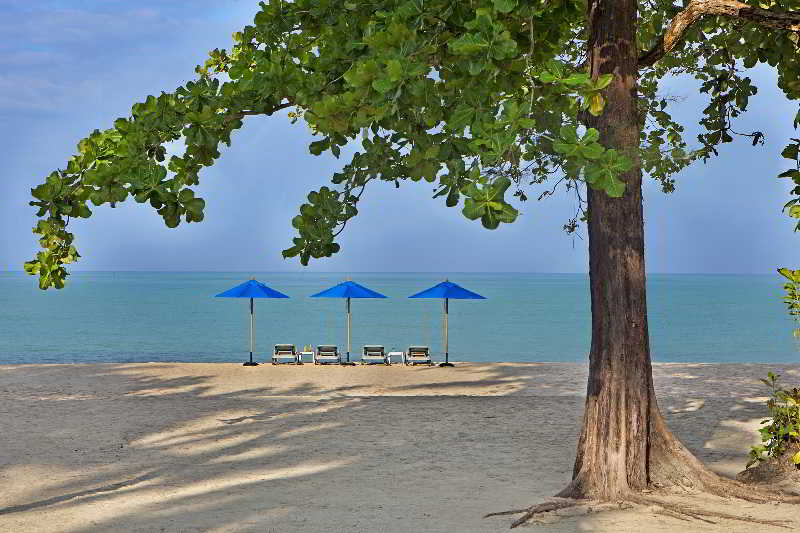 Outrigger Khao Lak Beach Resort