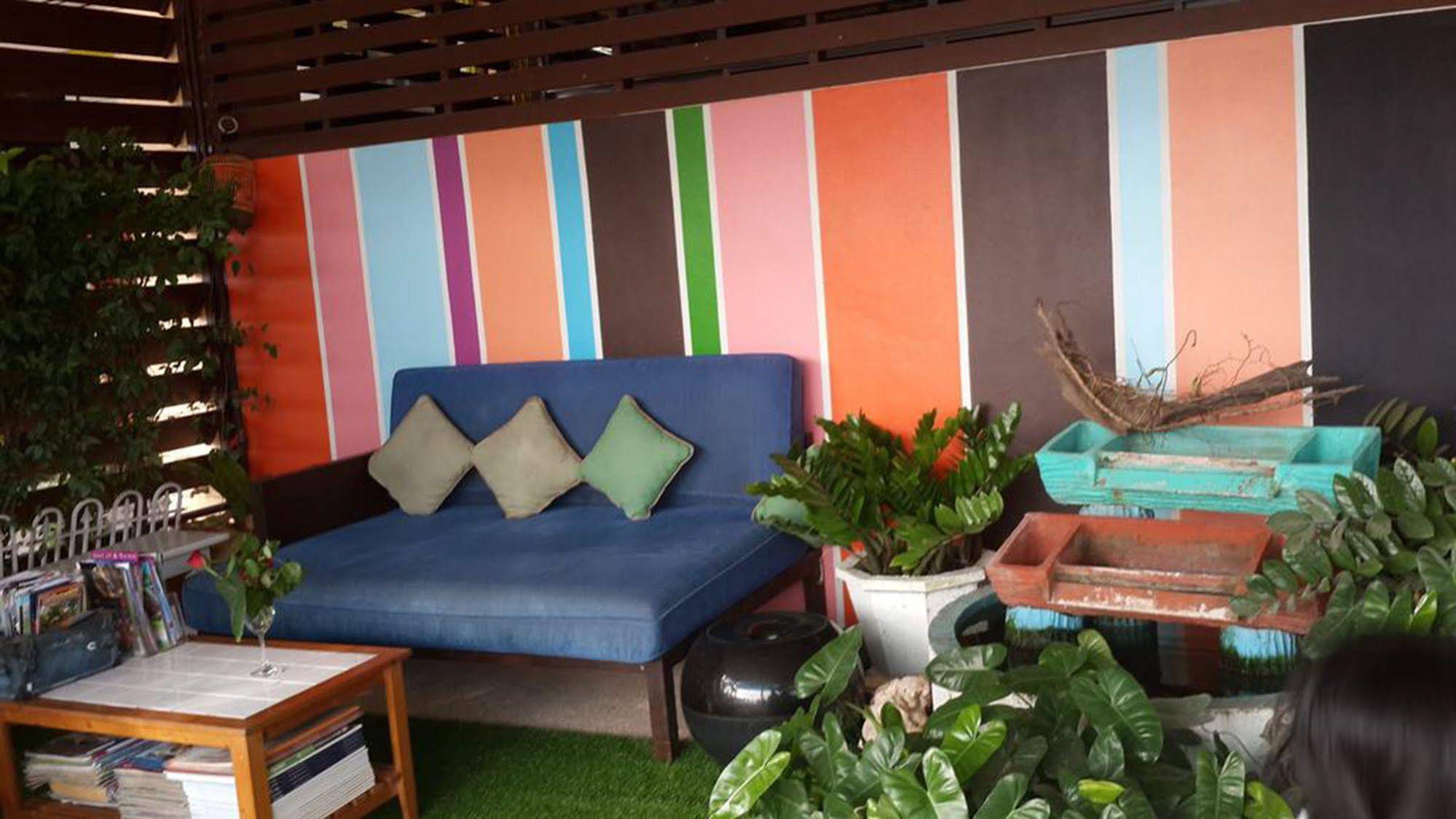 Riverside Guesthouse