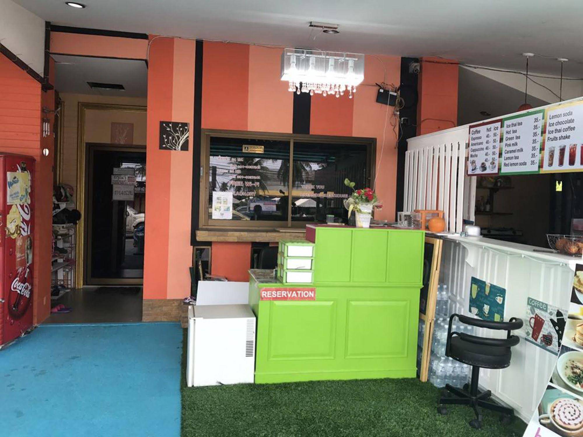 Riverside Guesthouse