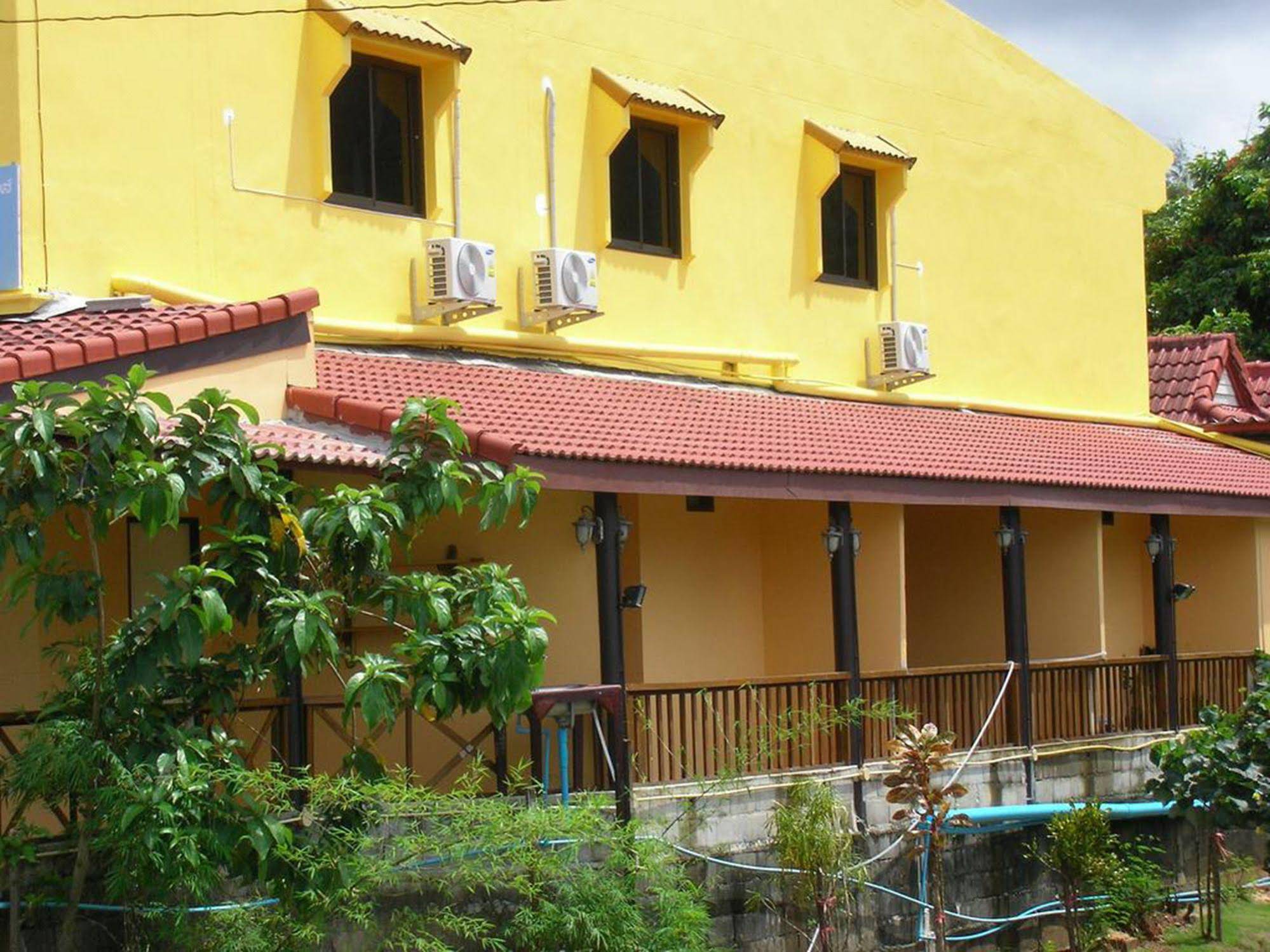 Riverside Guesthouse