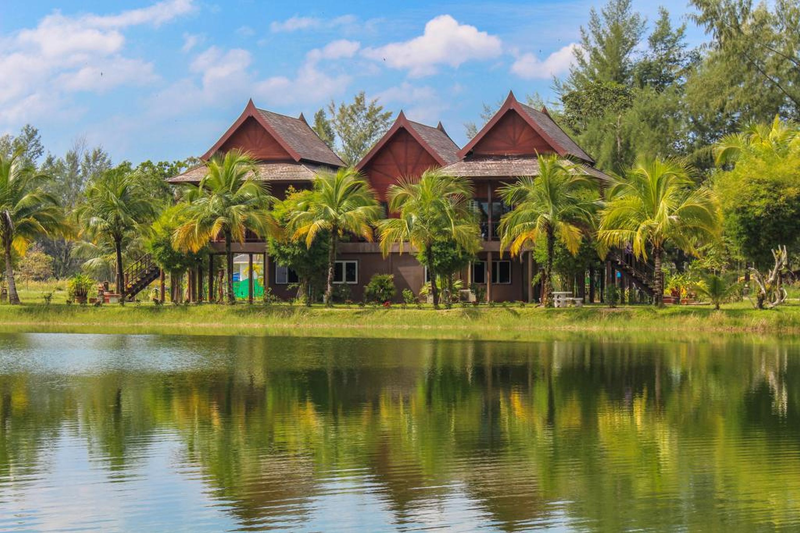 ThaiLife Homestay Resort & Spa