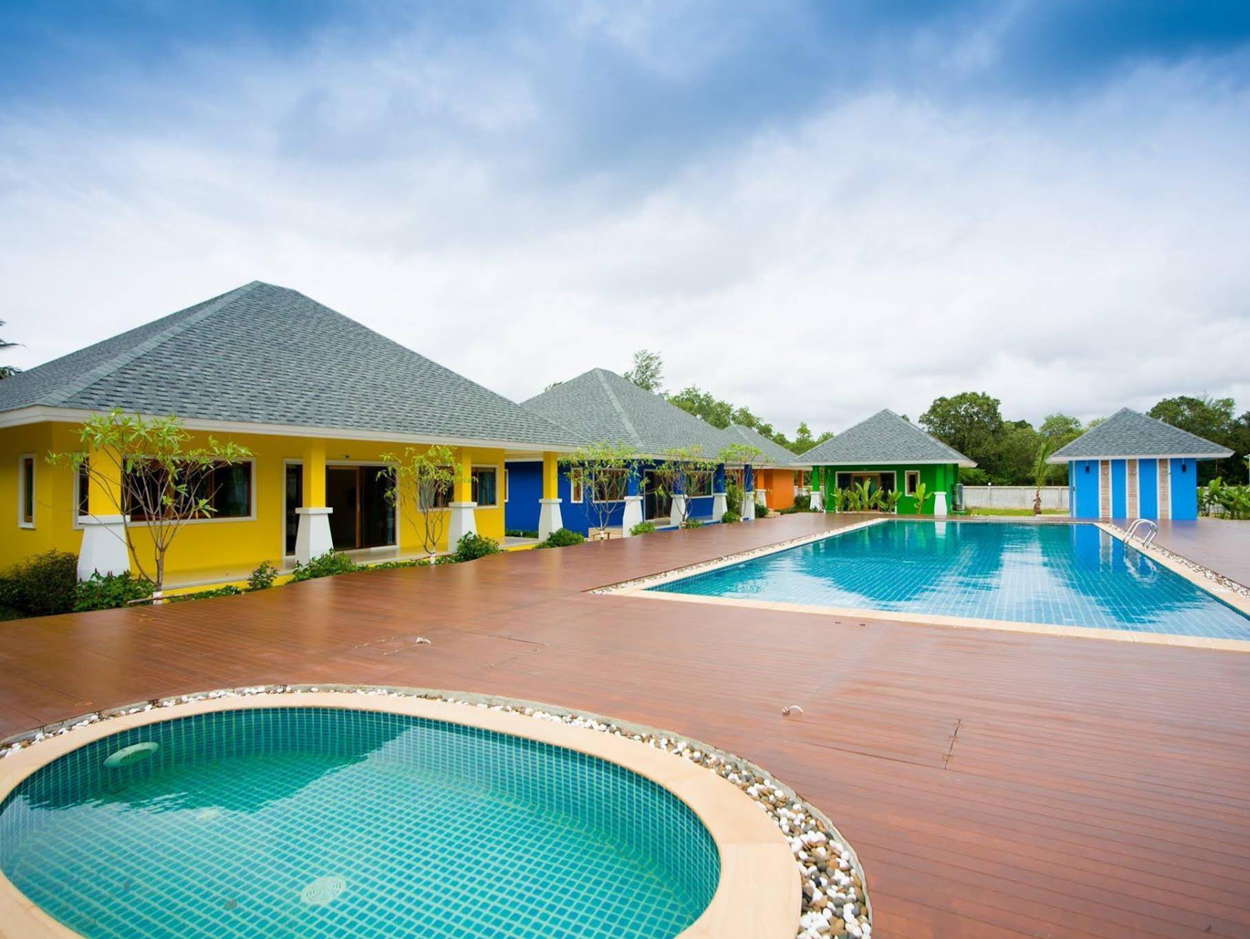 Thai O.T. Khaolak Resort