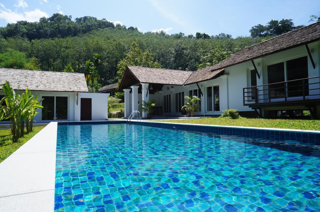 Koyao Bay Pavilions