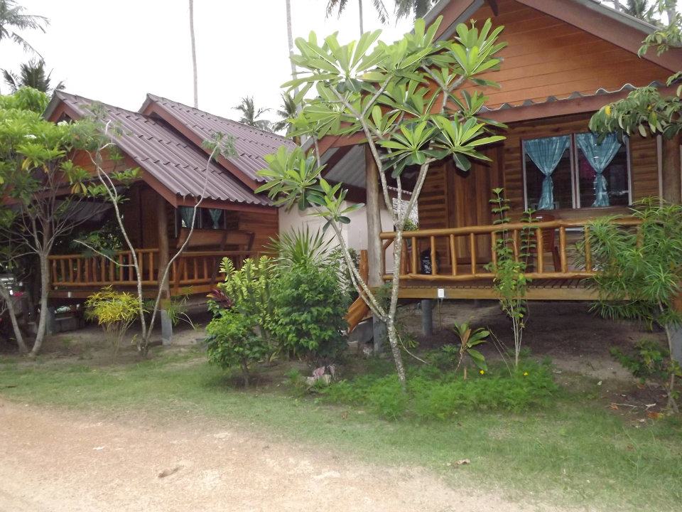 Pasai Beach Lodge