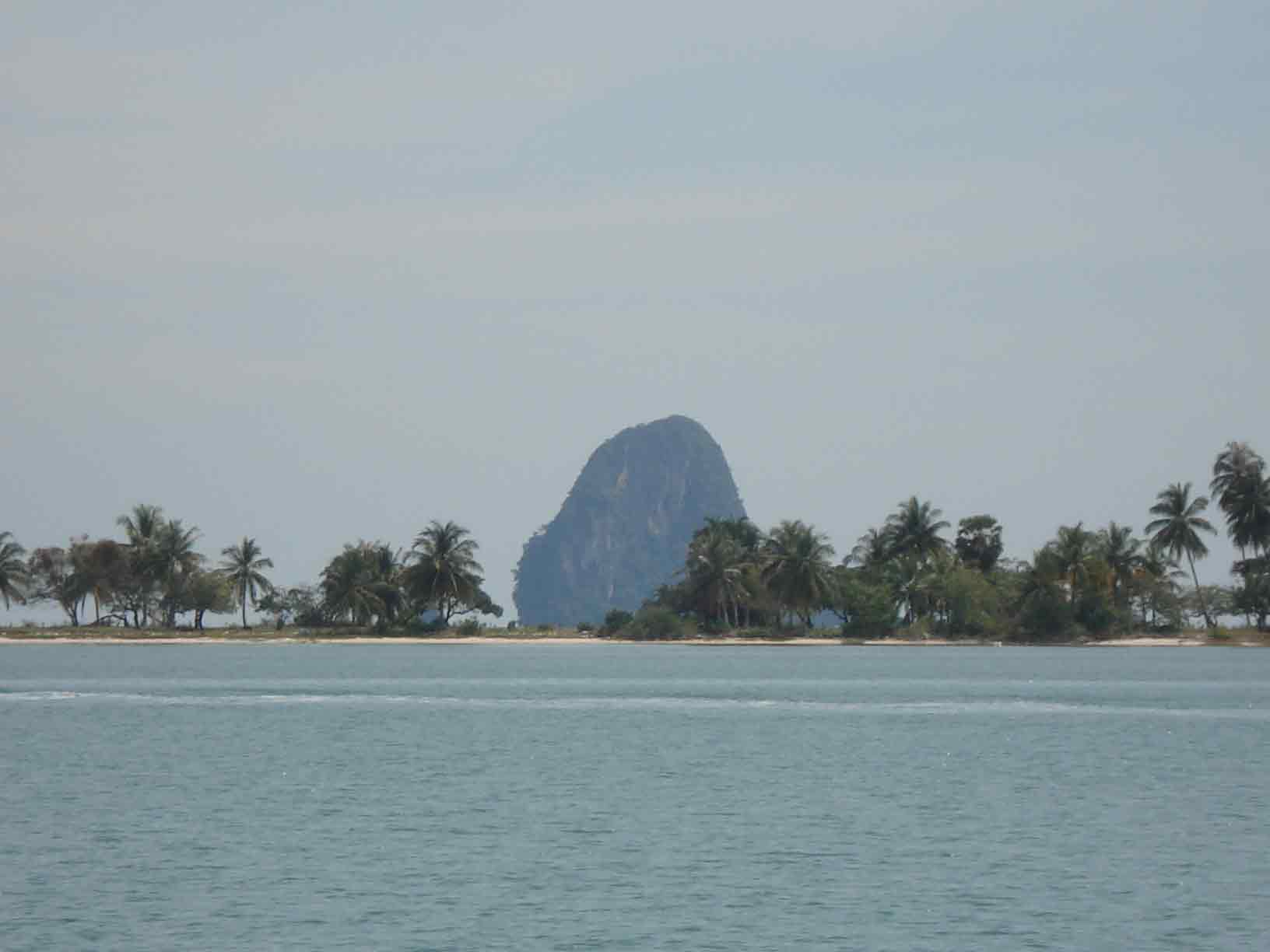 Pasai Beach Lodge