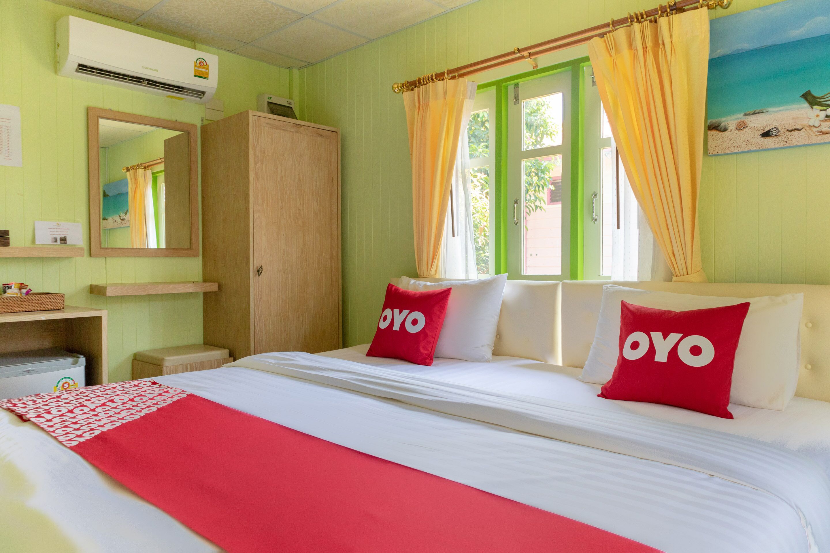 Sunglobe by OYO Rooms