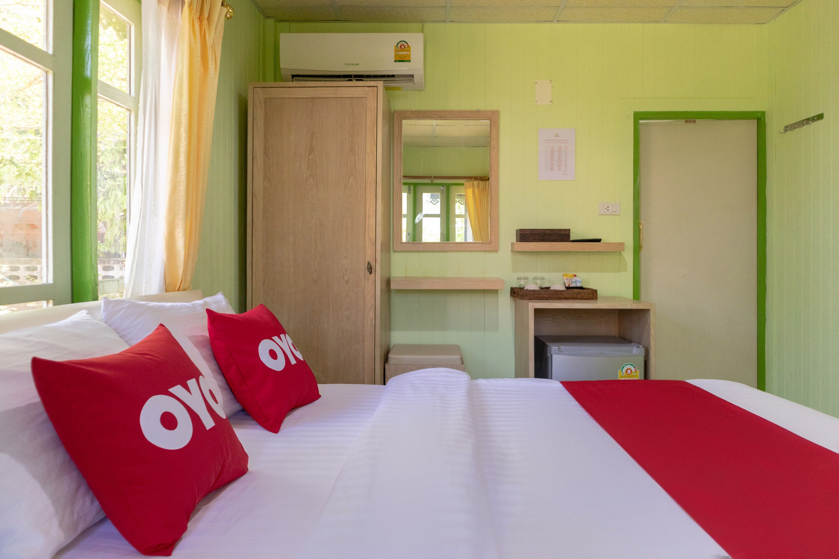 Sunglobe by OYO Rooms