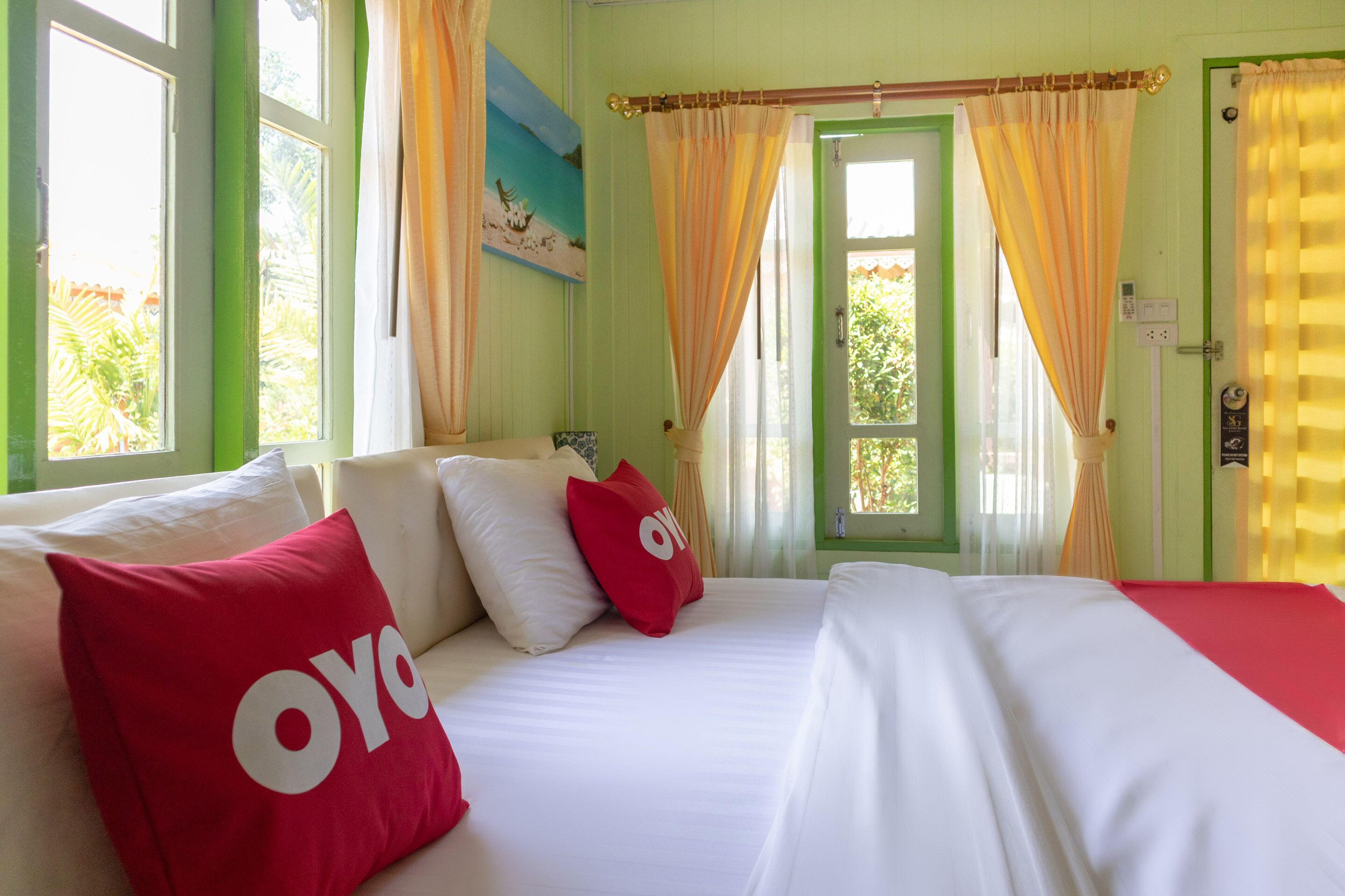 Sunglobe by OYO Rooms
