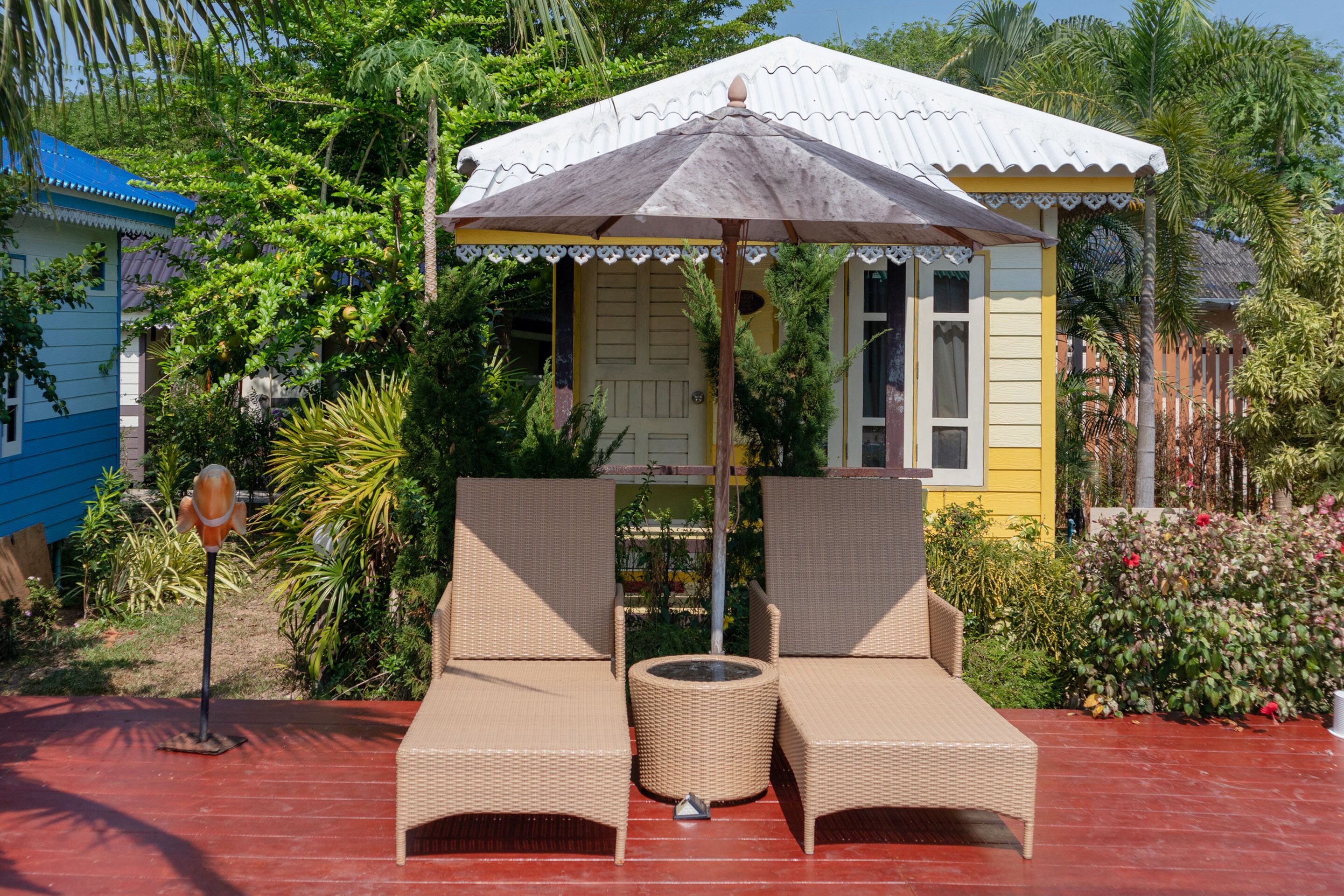 Sunglobe by OYO Rooms
