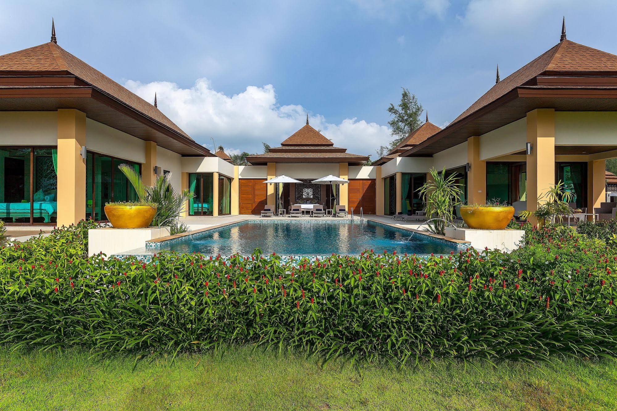 Ataman Luxury Villas