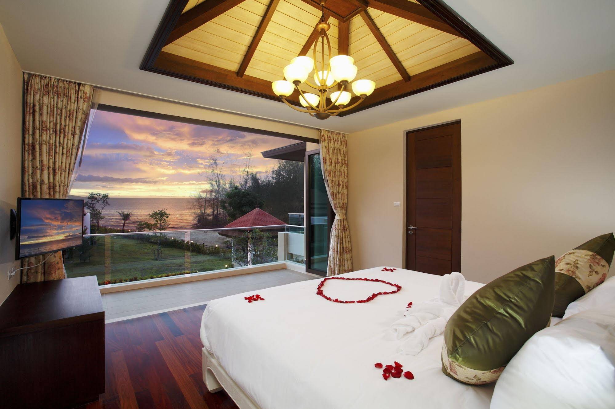 Ataman Luxury Villas