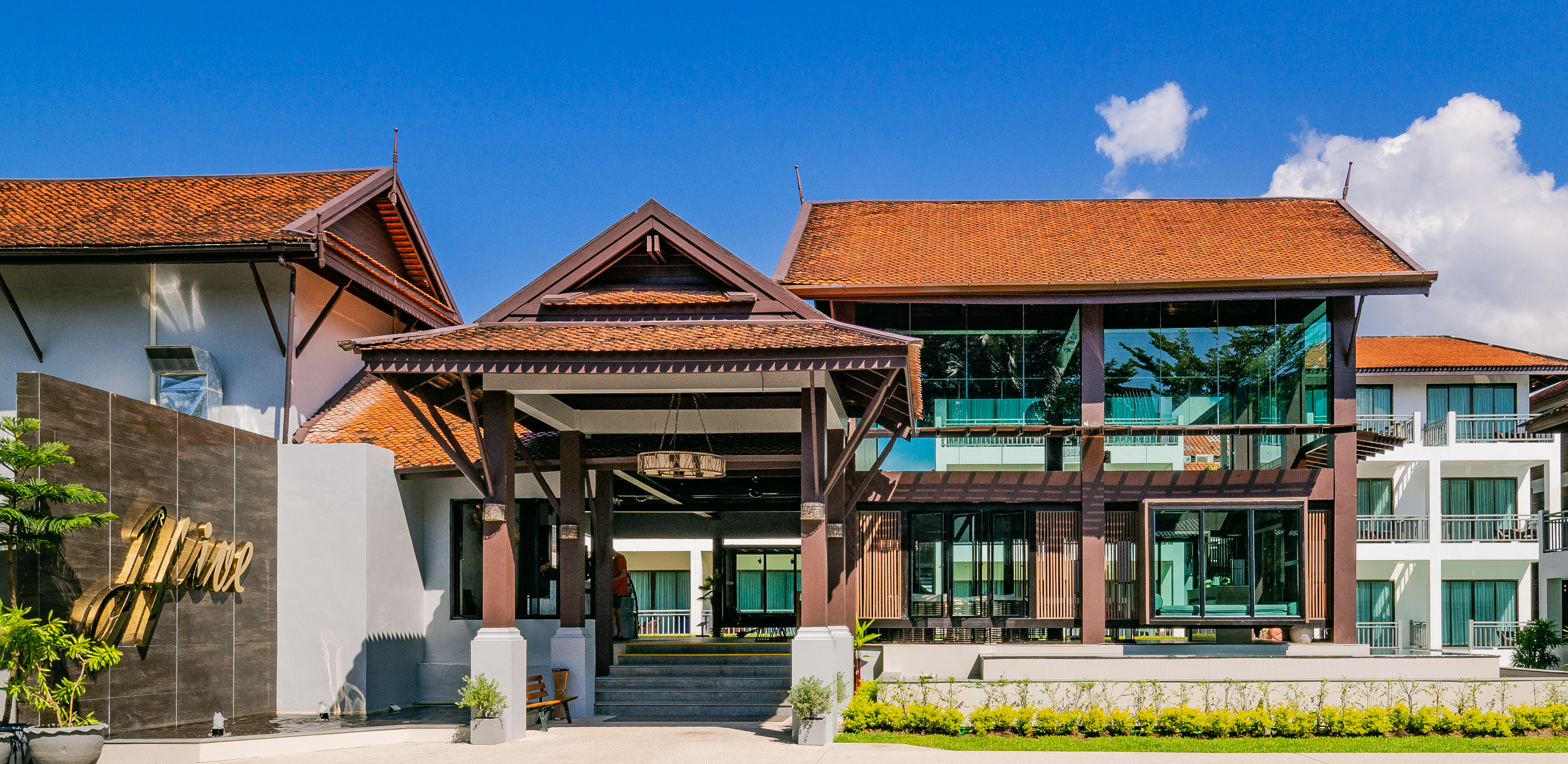 Hive Khaolak Beach Resort