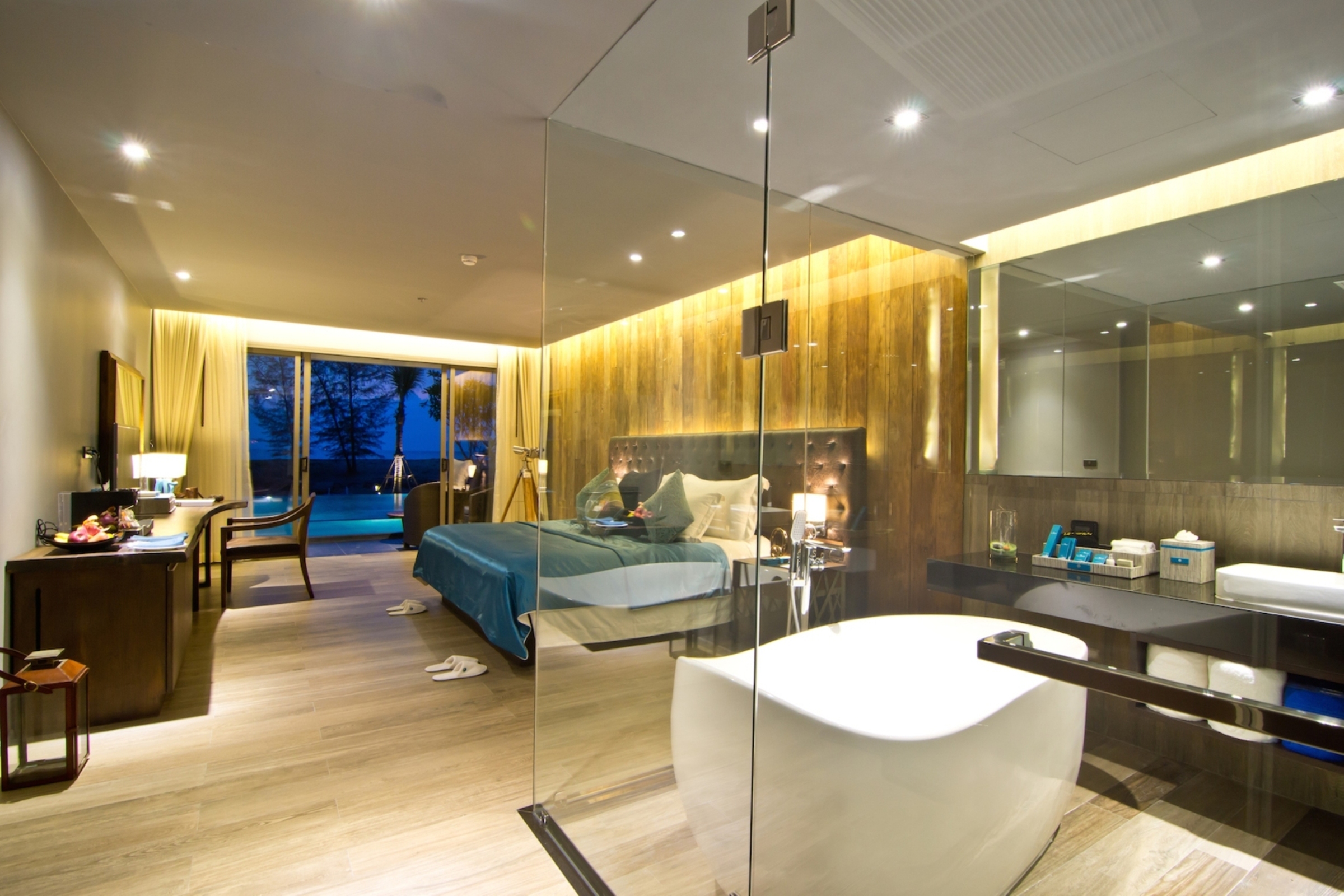 Le Coral Hideaway Beyond