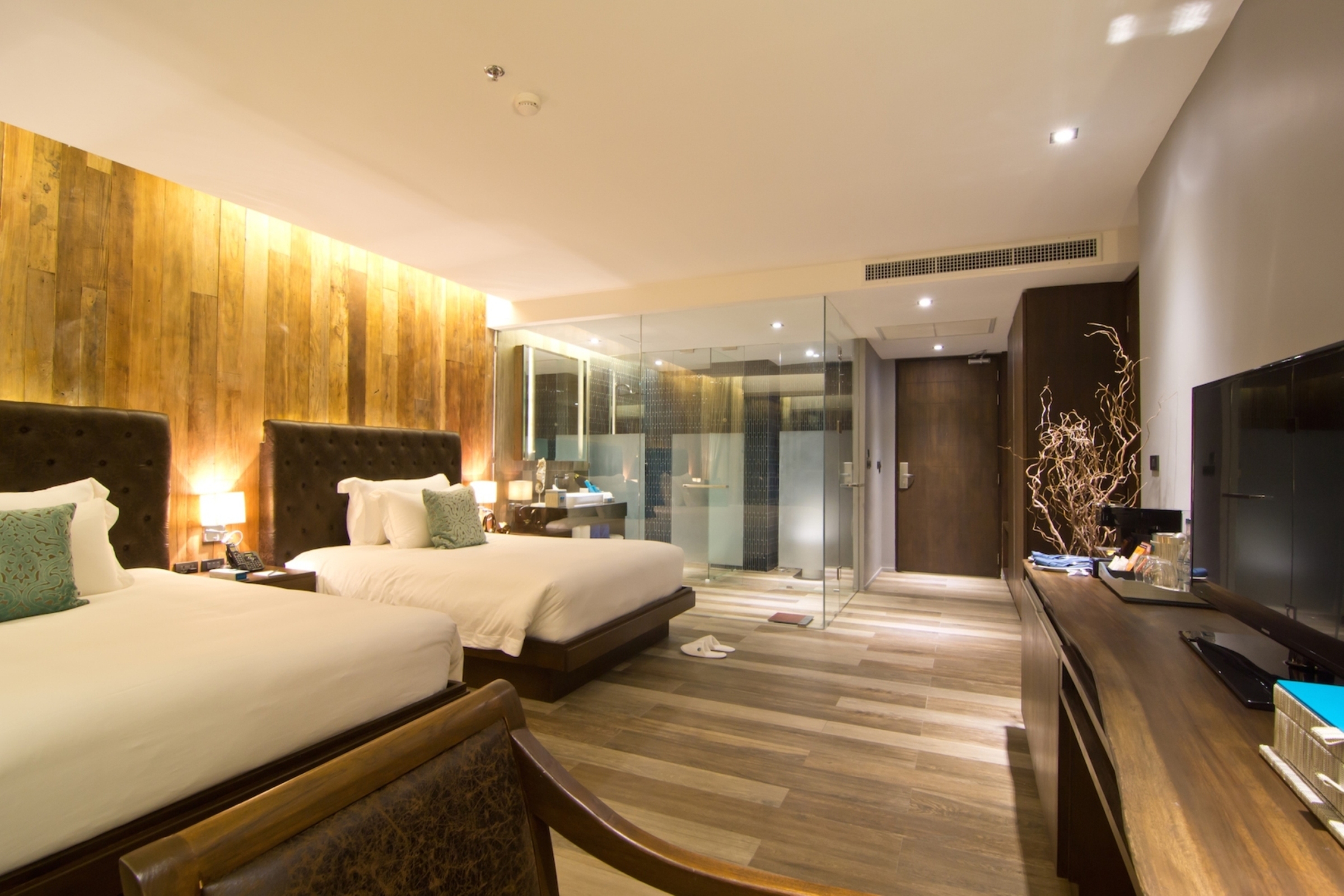 Le Coral Hideaway Beyond