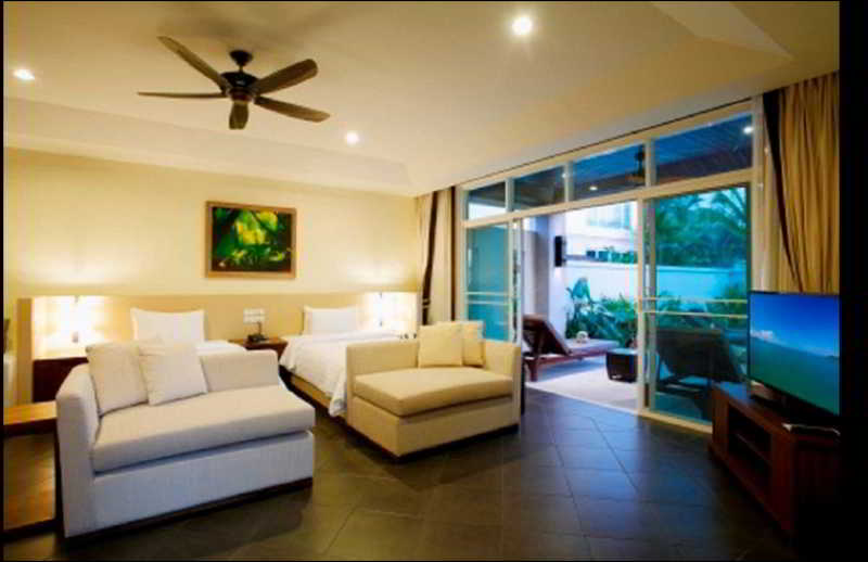 ROBINSON Khao Lak
