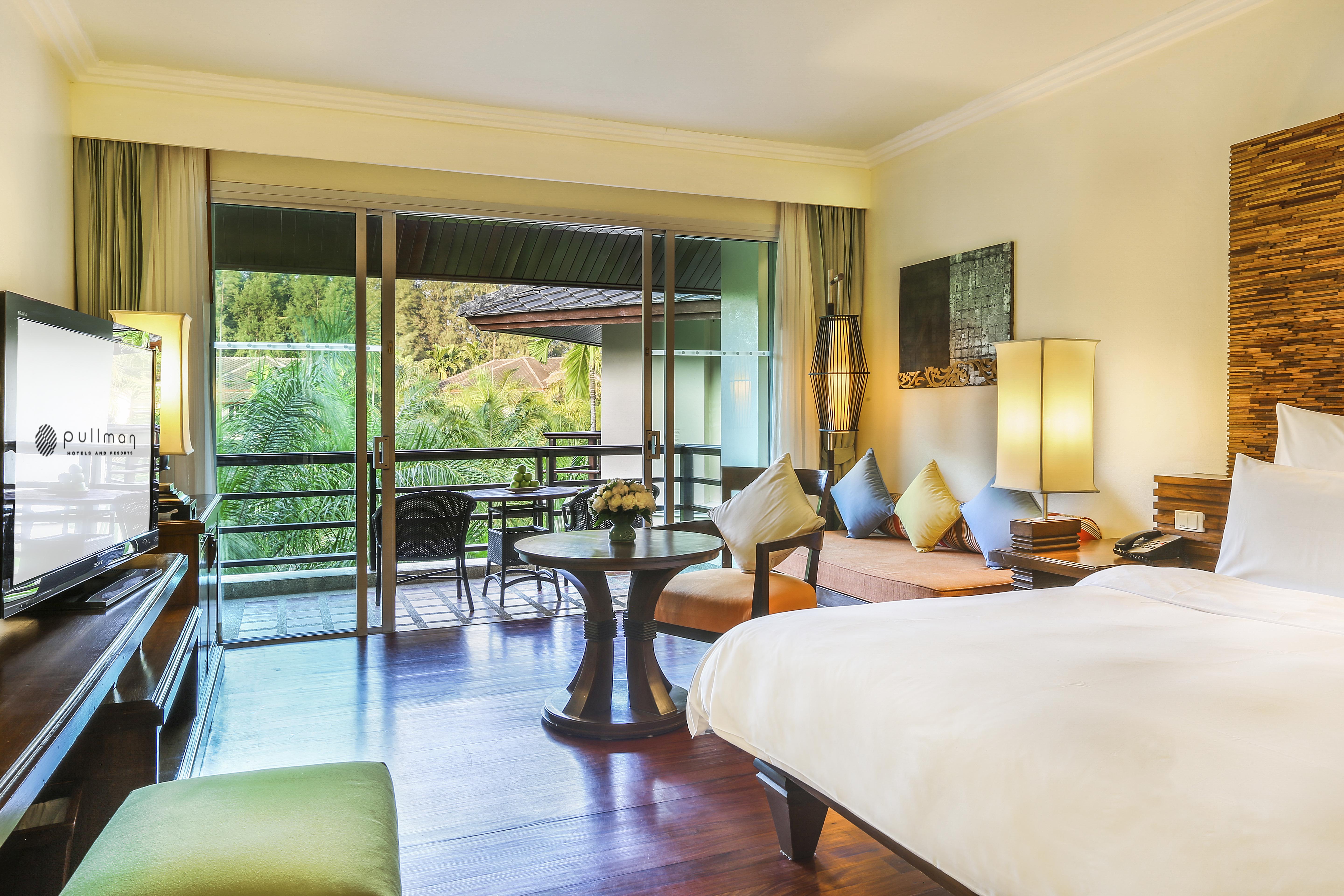 ROBINSON Khao Lak