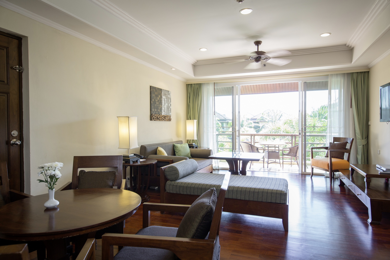 ROBINSON Khao Lak