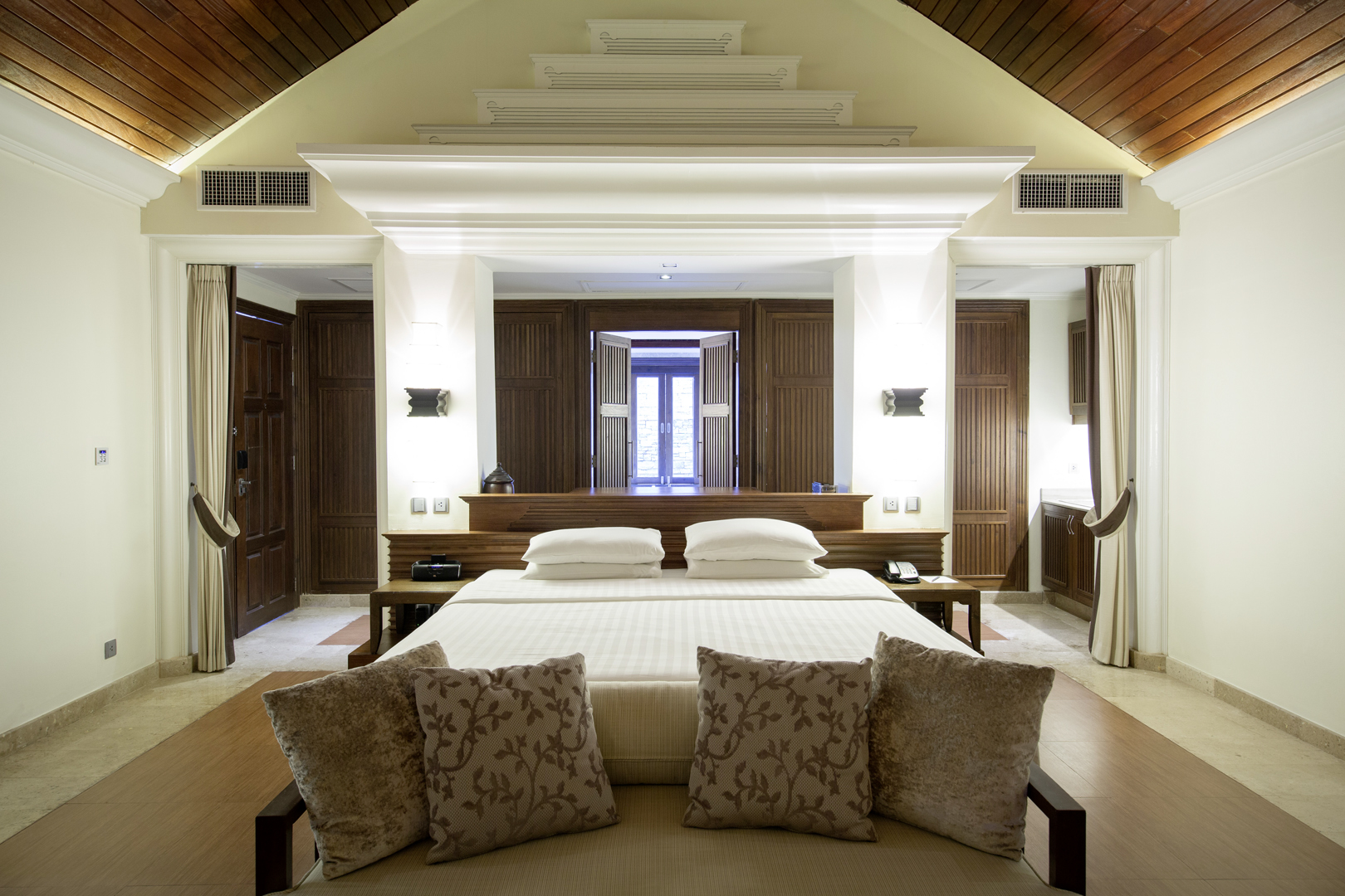 ROBINSON Khao Lak