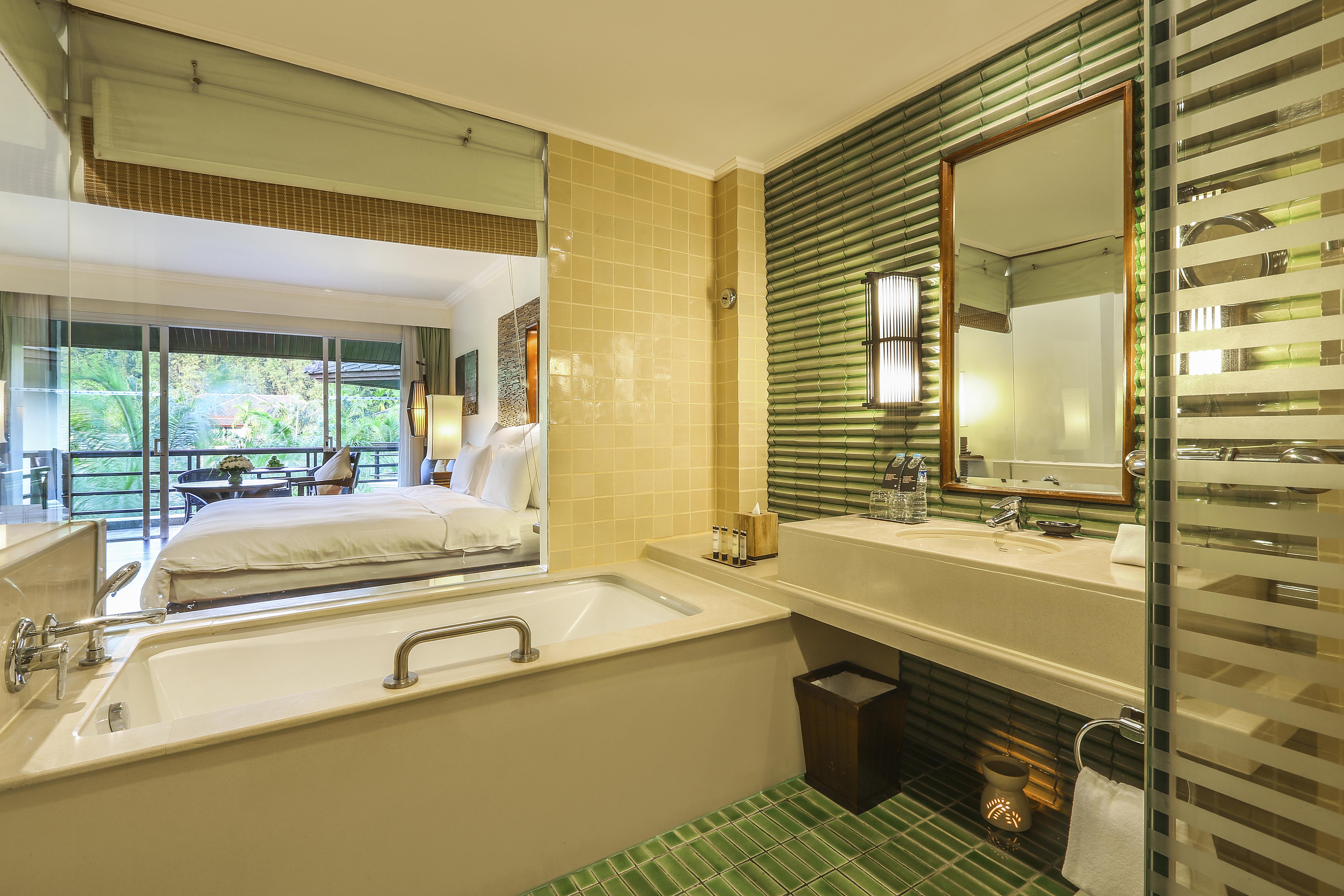 ROBINSON Khao Lak