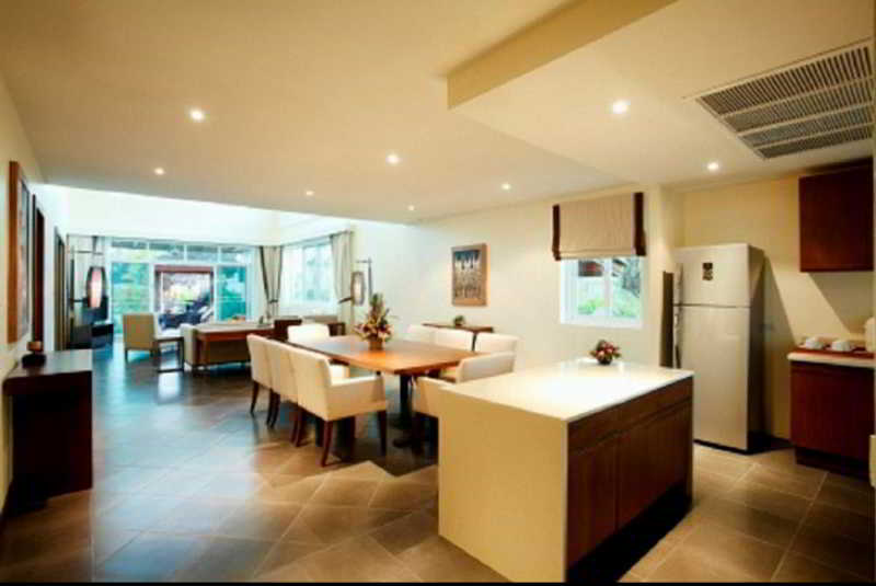 ROBINSON Khao Lak