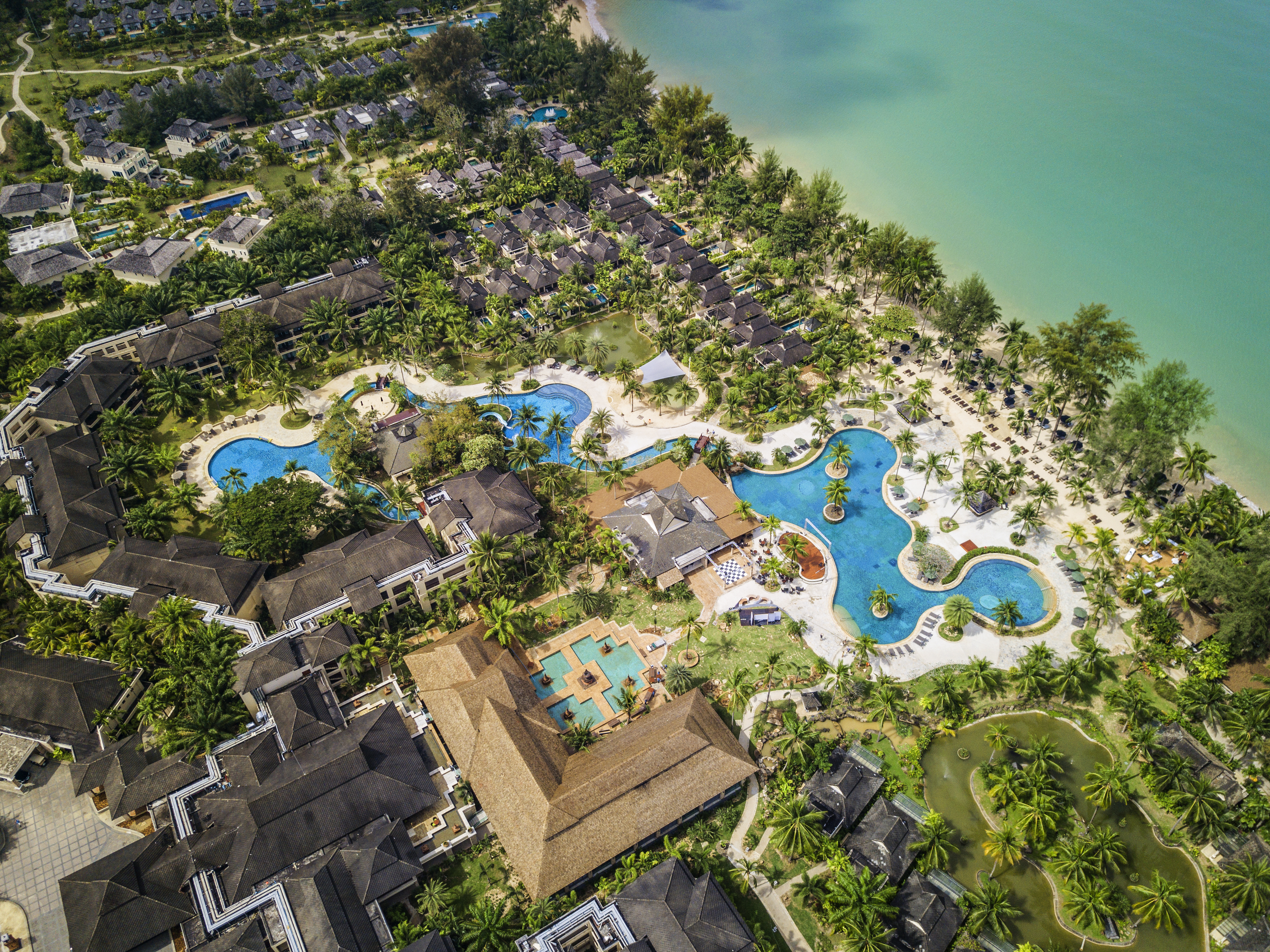 ROBINSON Khao Lak