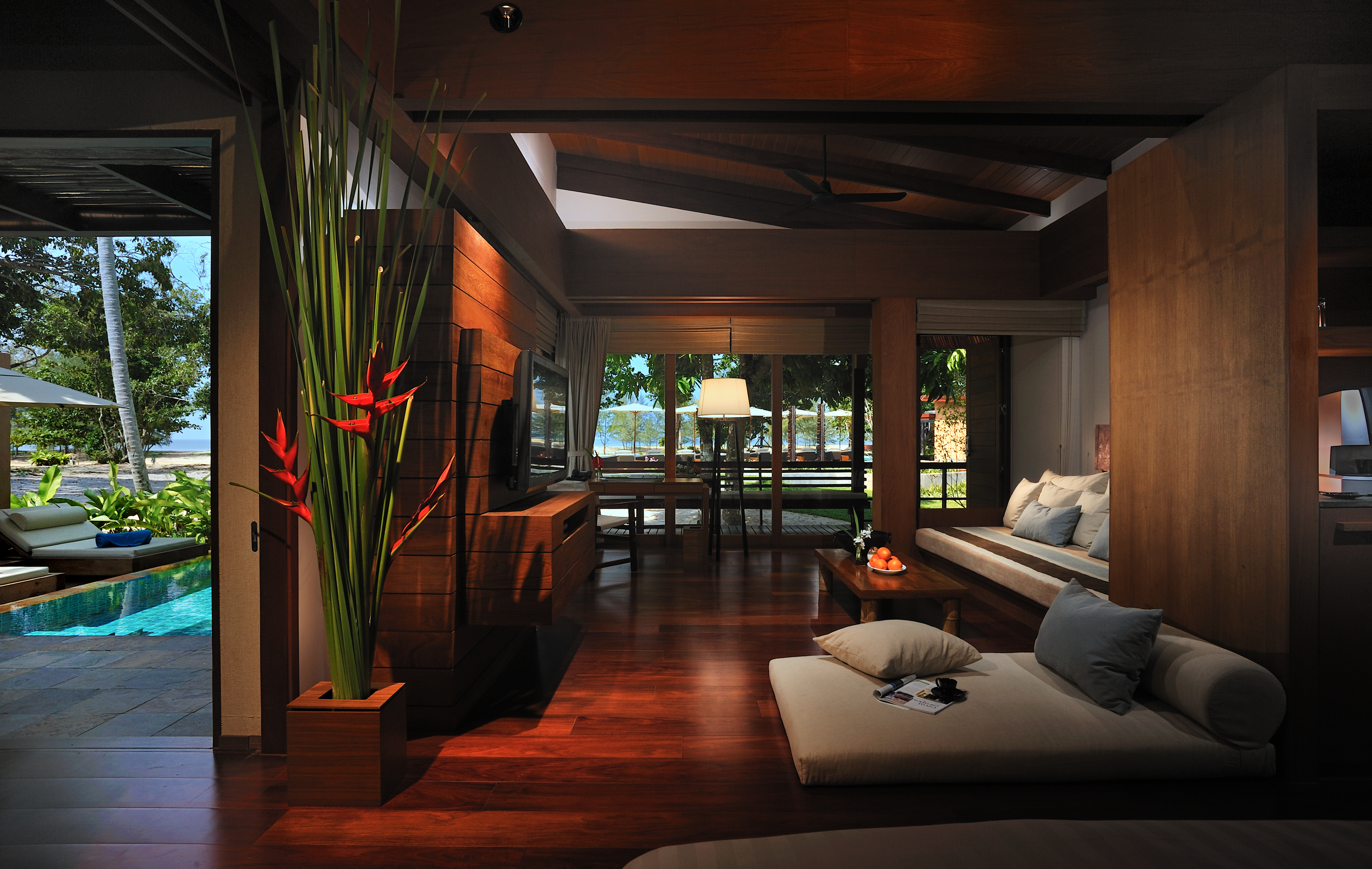Wanakarn Beach Resort & Spa