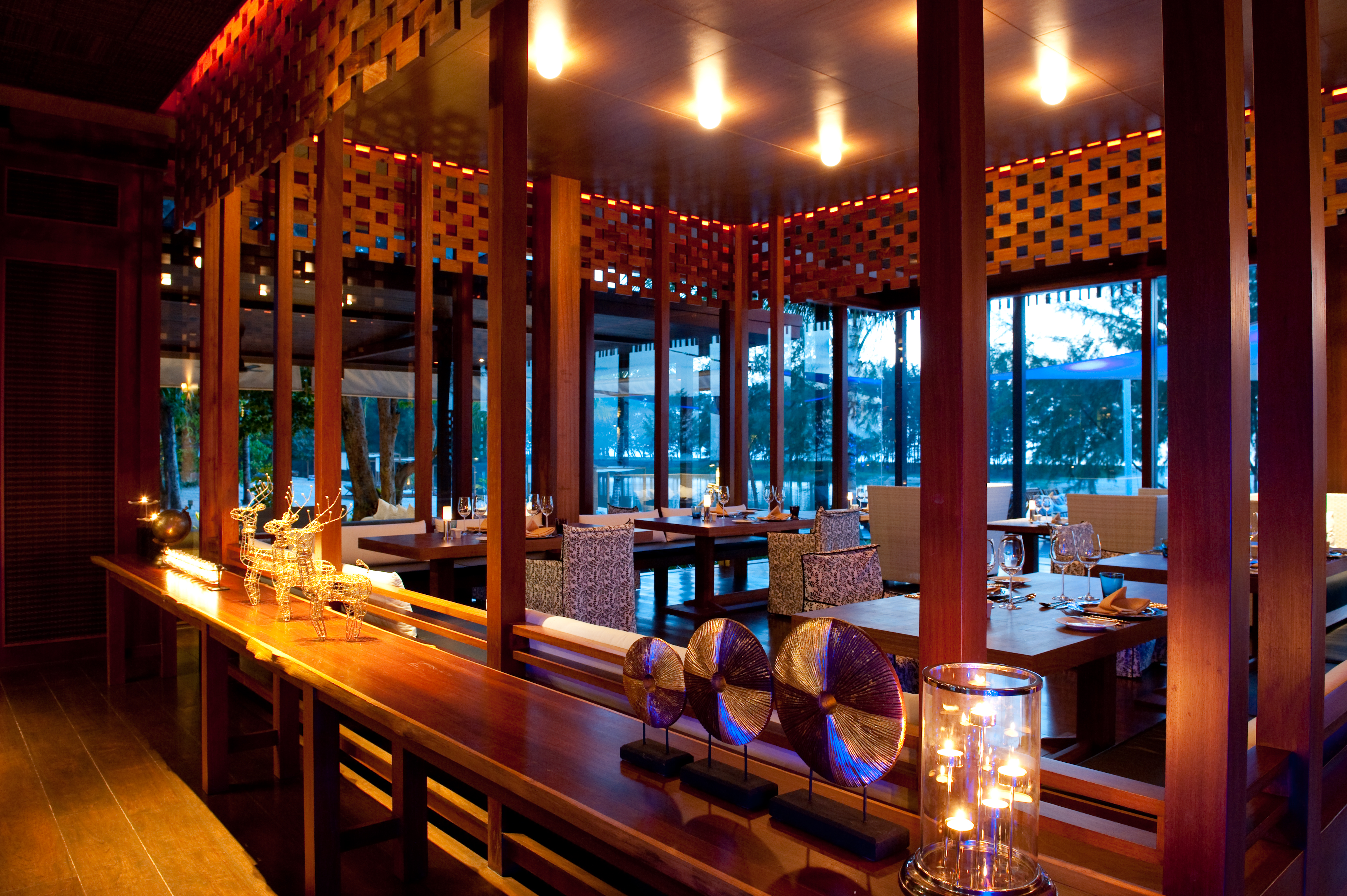 Wanakarn Beach Resort & Spa