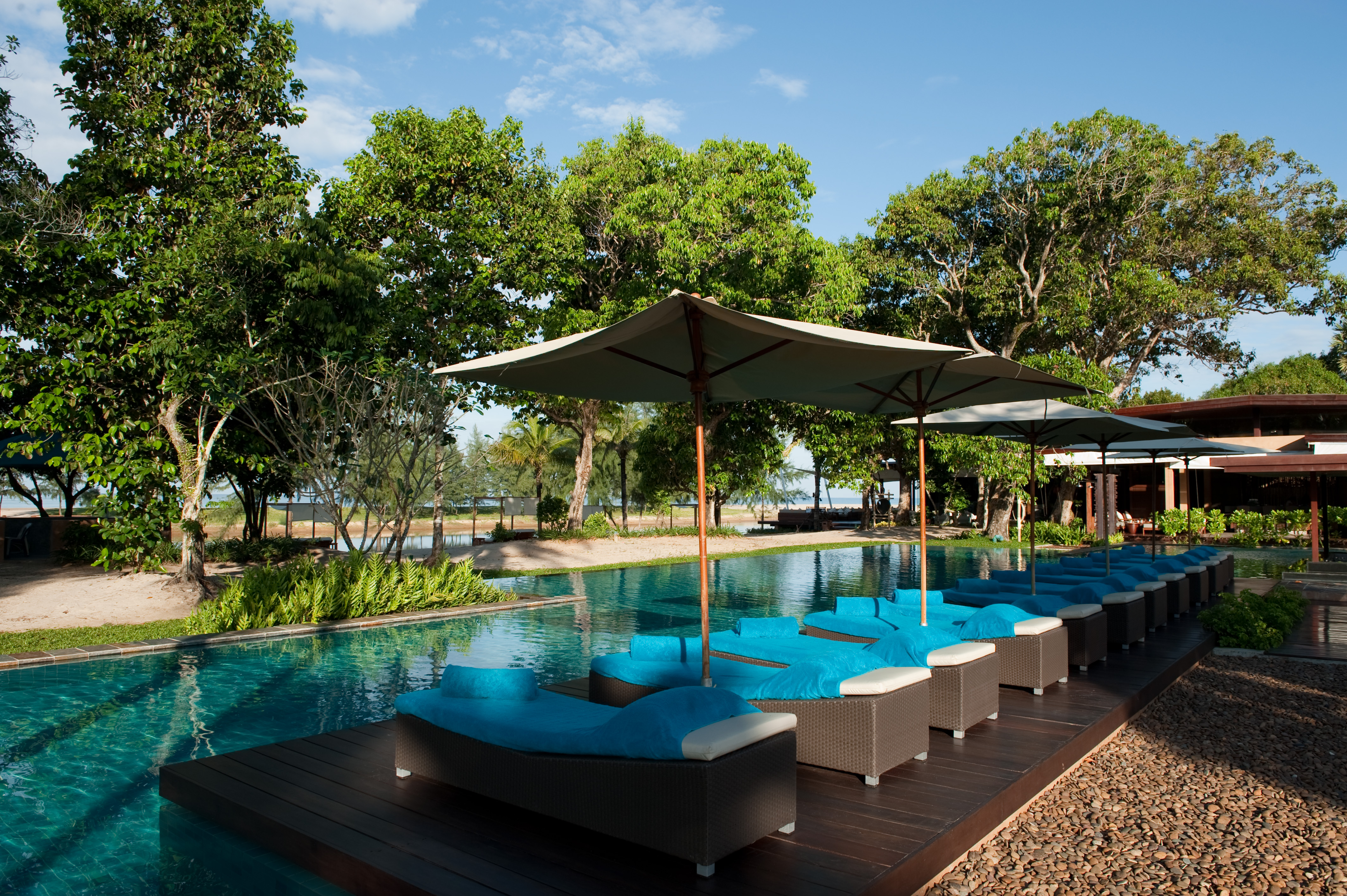 Wanakarn Beach Resort & Spa